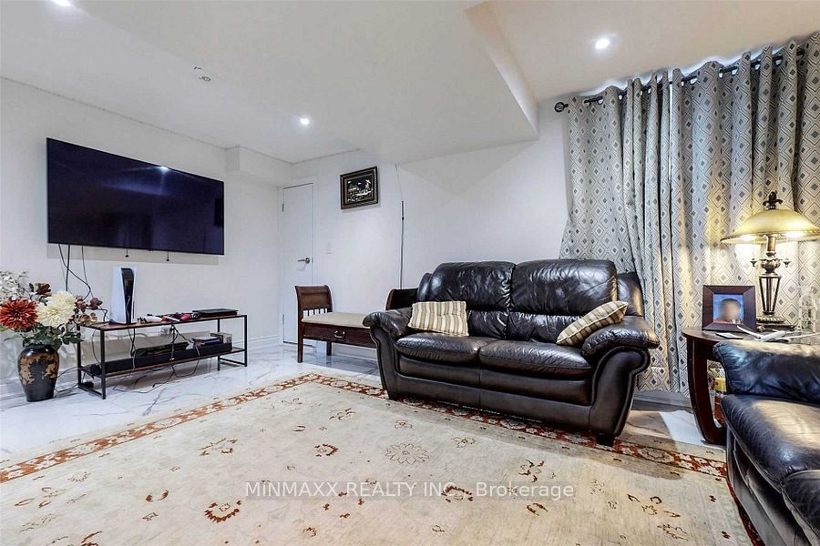 Unit Basement - 3 Fairway Drive, Scarborough 5