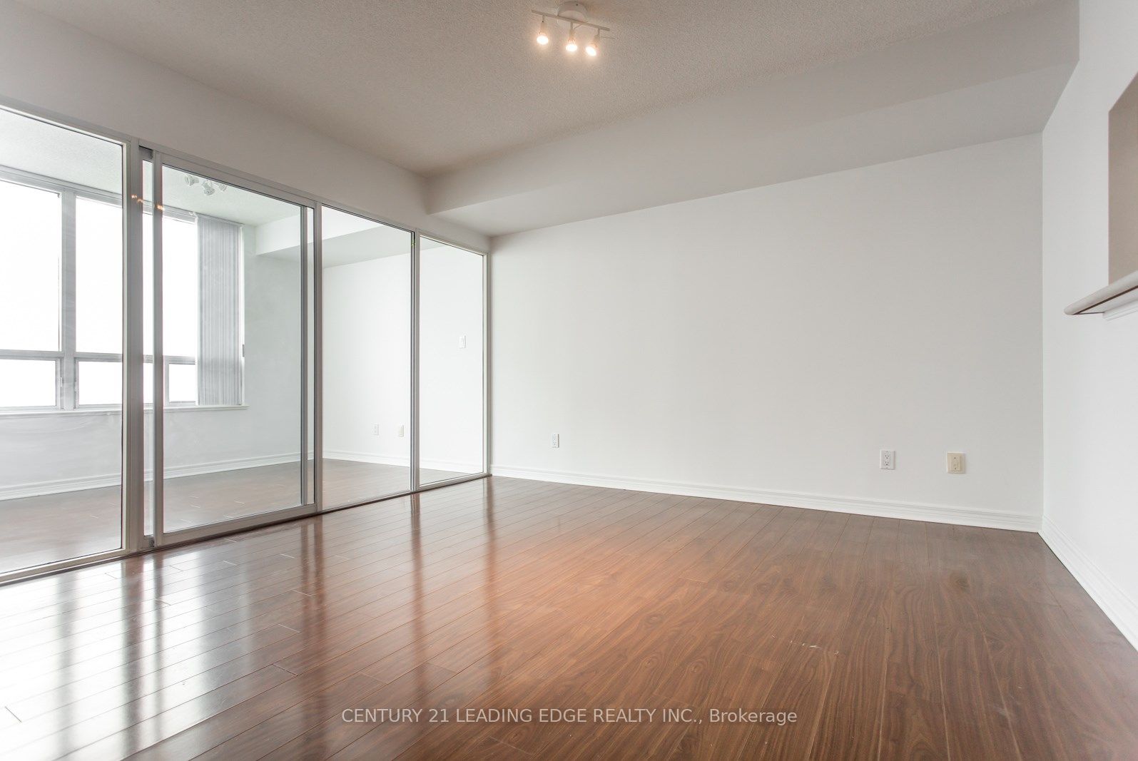 Unit 1830 - 68 Corporate Drive, Scarborough 5