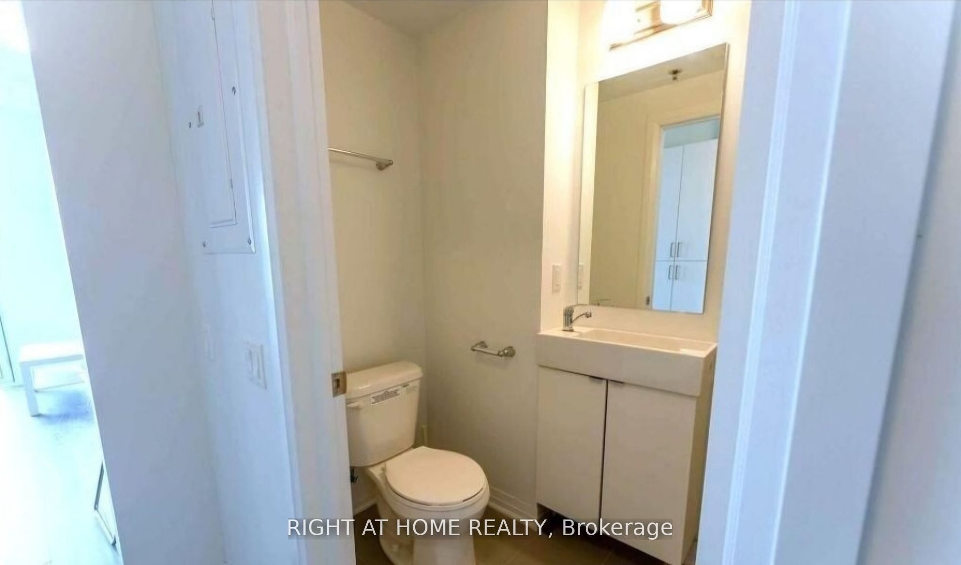 Unit 816 - 1900 Simcoe Street N, Oshawa 4