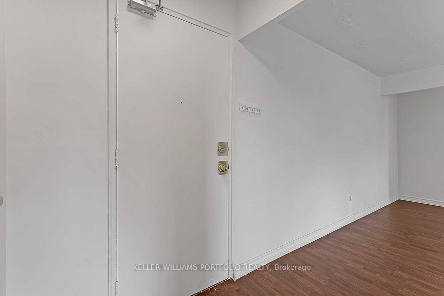 Unit 704 - 921 Midland Avenue, Scarborough 4