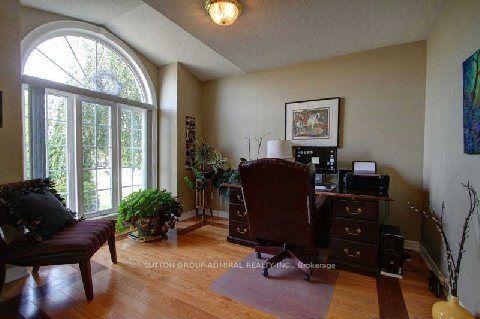 153 Niagara Drive, Oshawa 4