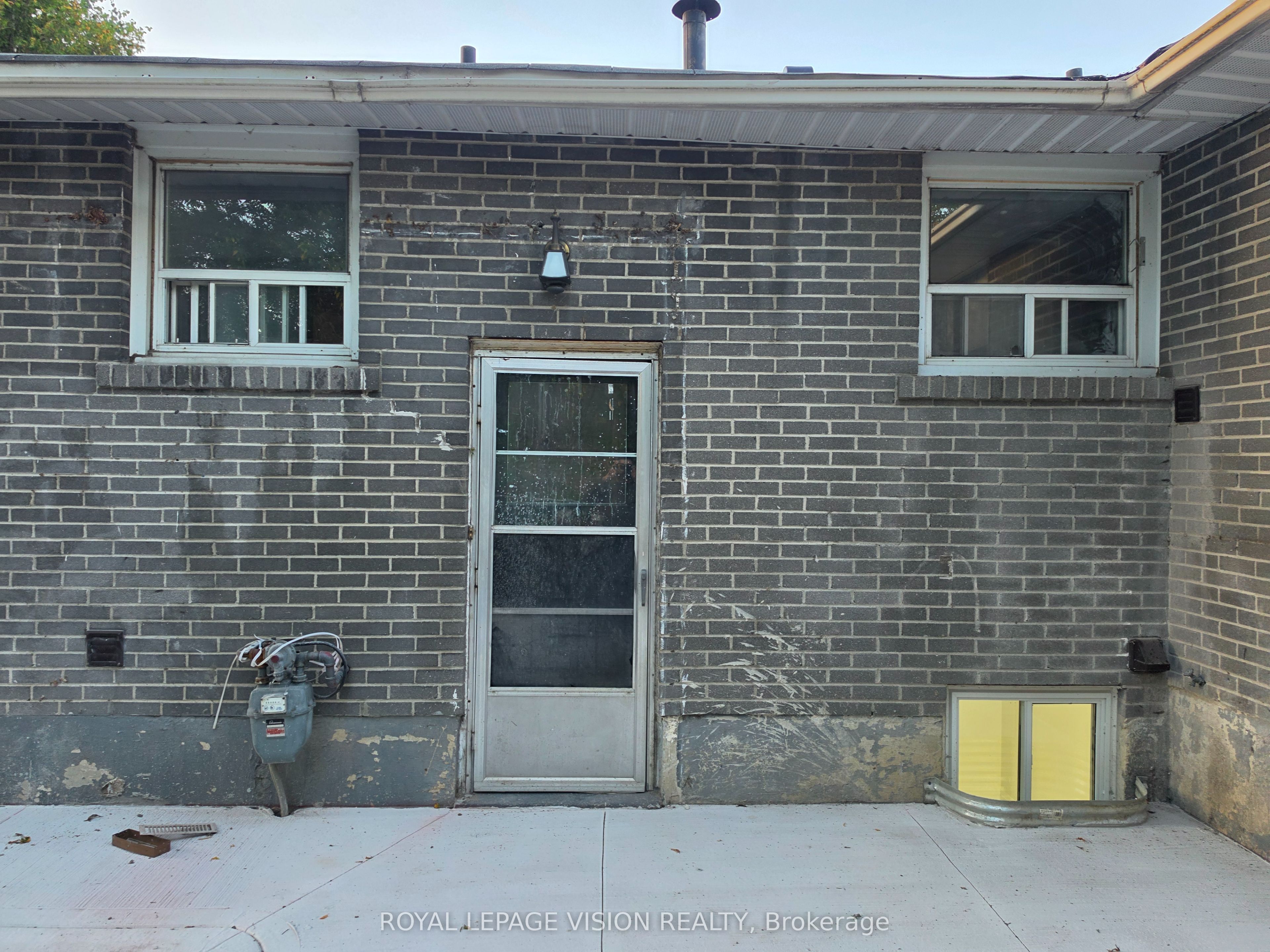 Unit Bsmt 1 - 706 Leaside Street, Pickering 3