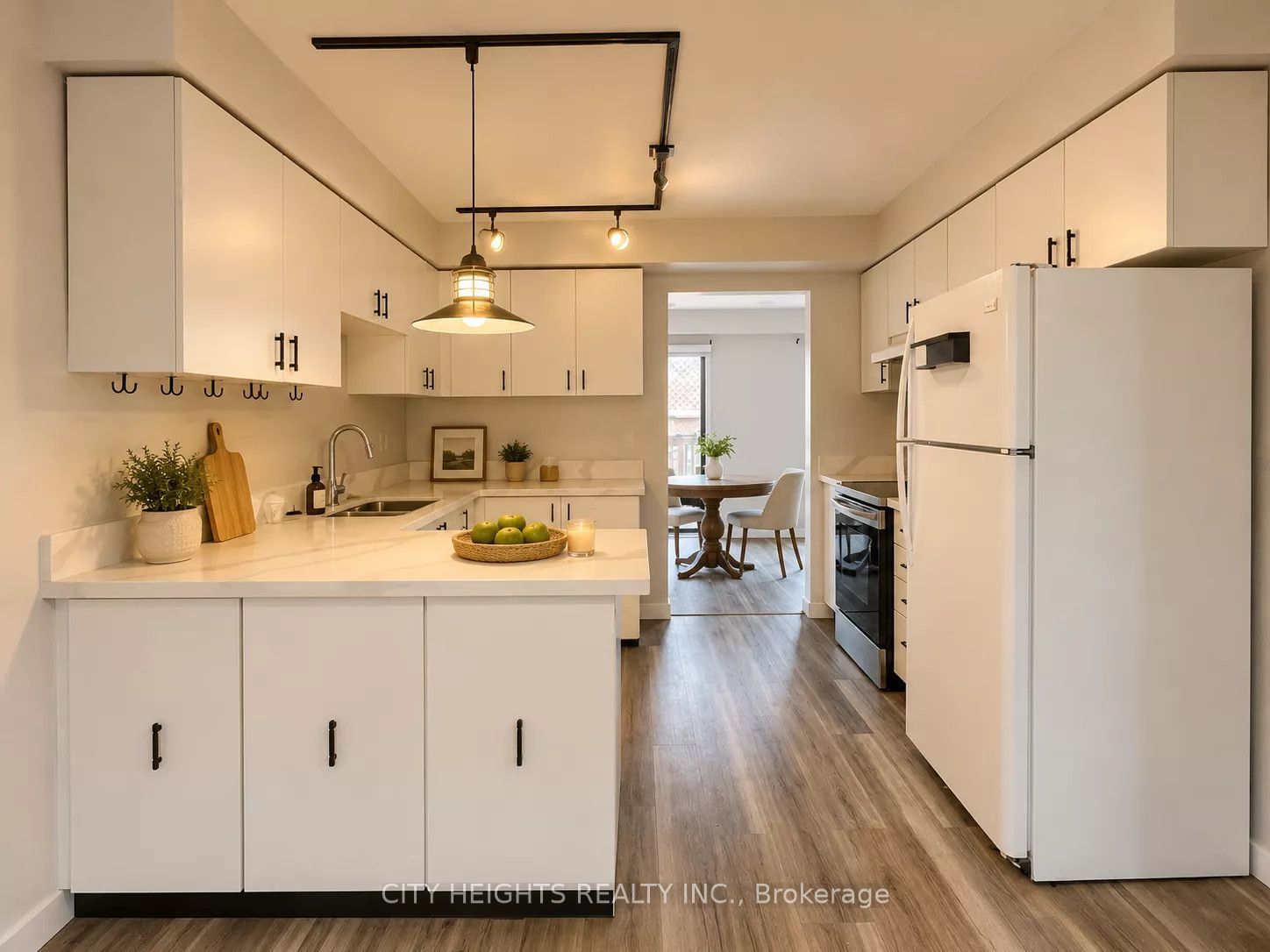 Unit upper level - 164 Daniels Crescent, Ajax 4