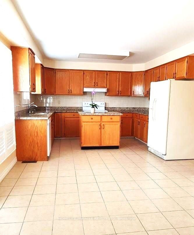 Unit Main - 942 Sandcliff Drive, Oshawa 4