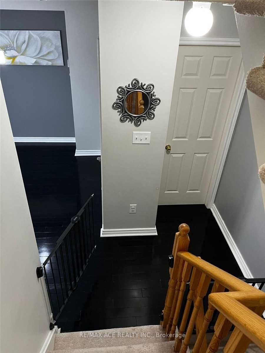 42 Linnell Street, Ajax 4