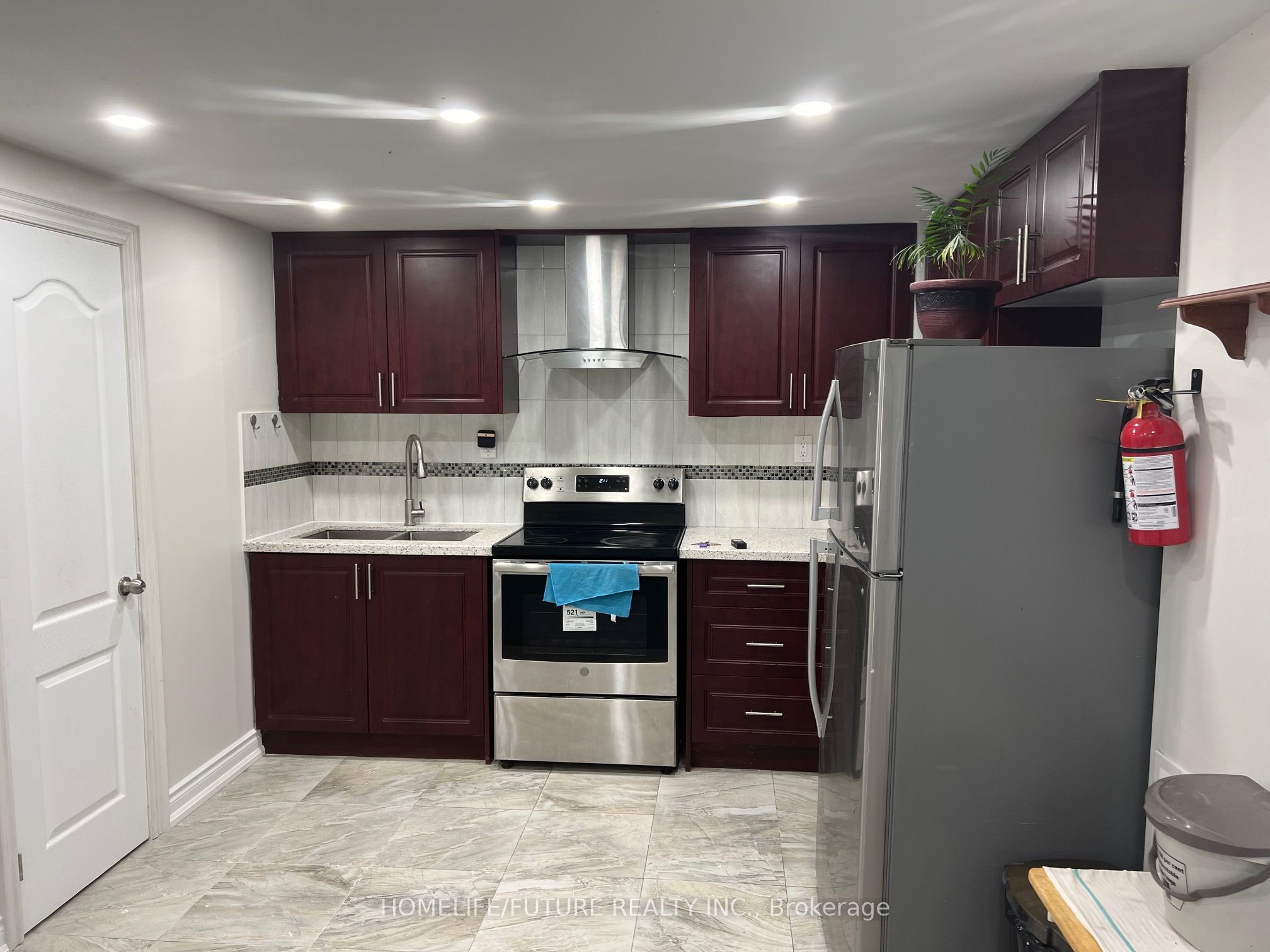 Unit Bsmt - 91 Hurst Drive, Ajax 2