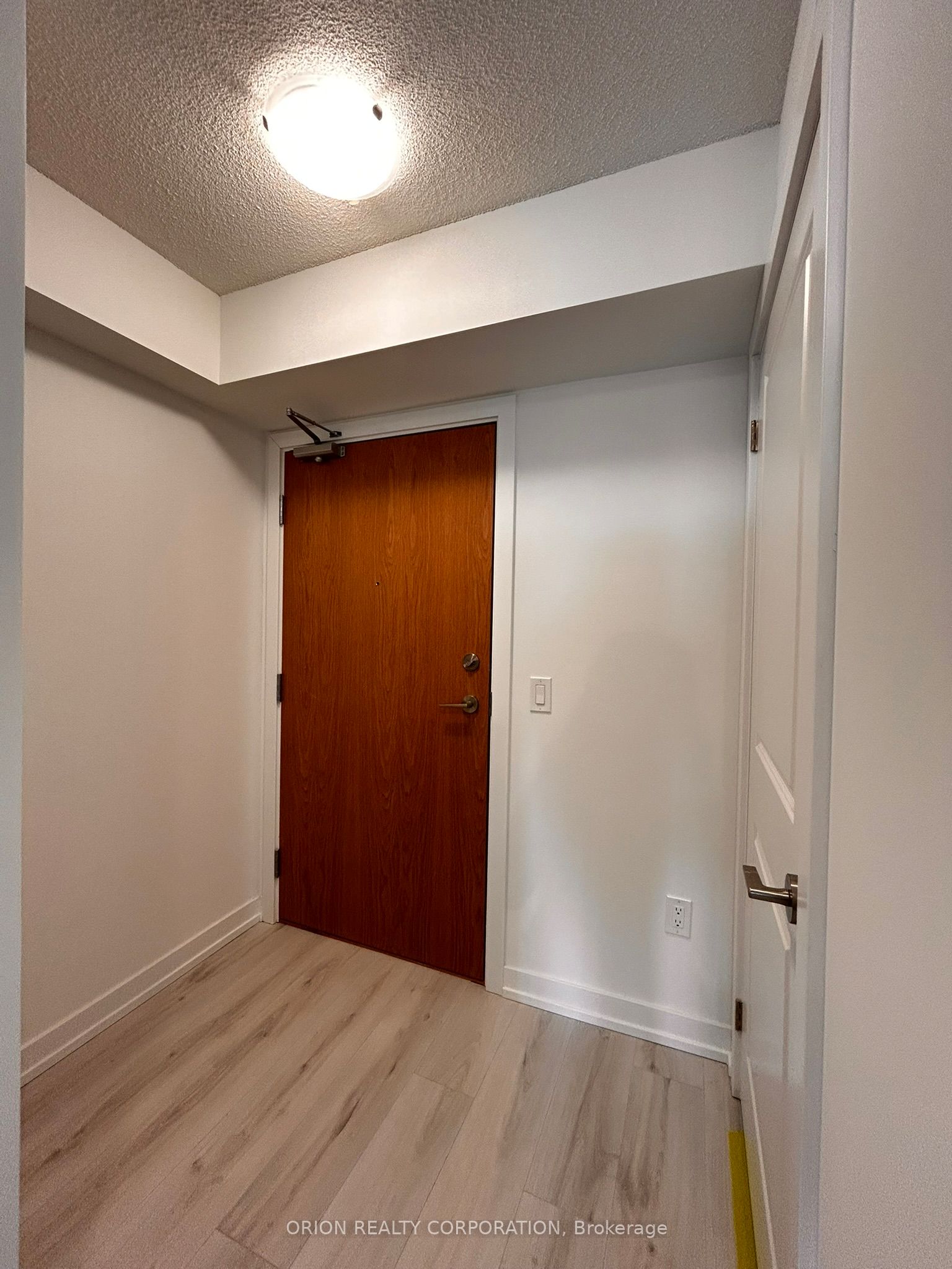 Unit 1004 - 1435 Celebration Drive, Pickering 4