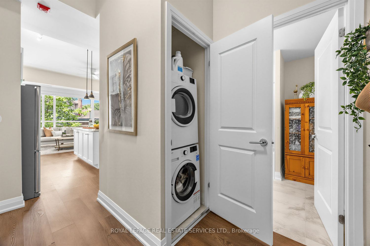 Unit 105 - 1400 Kingston Road, Scarborough 4