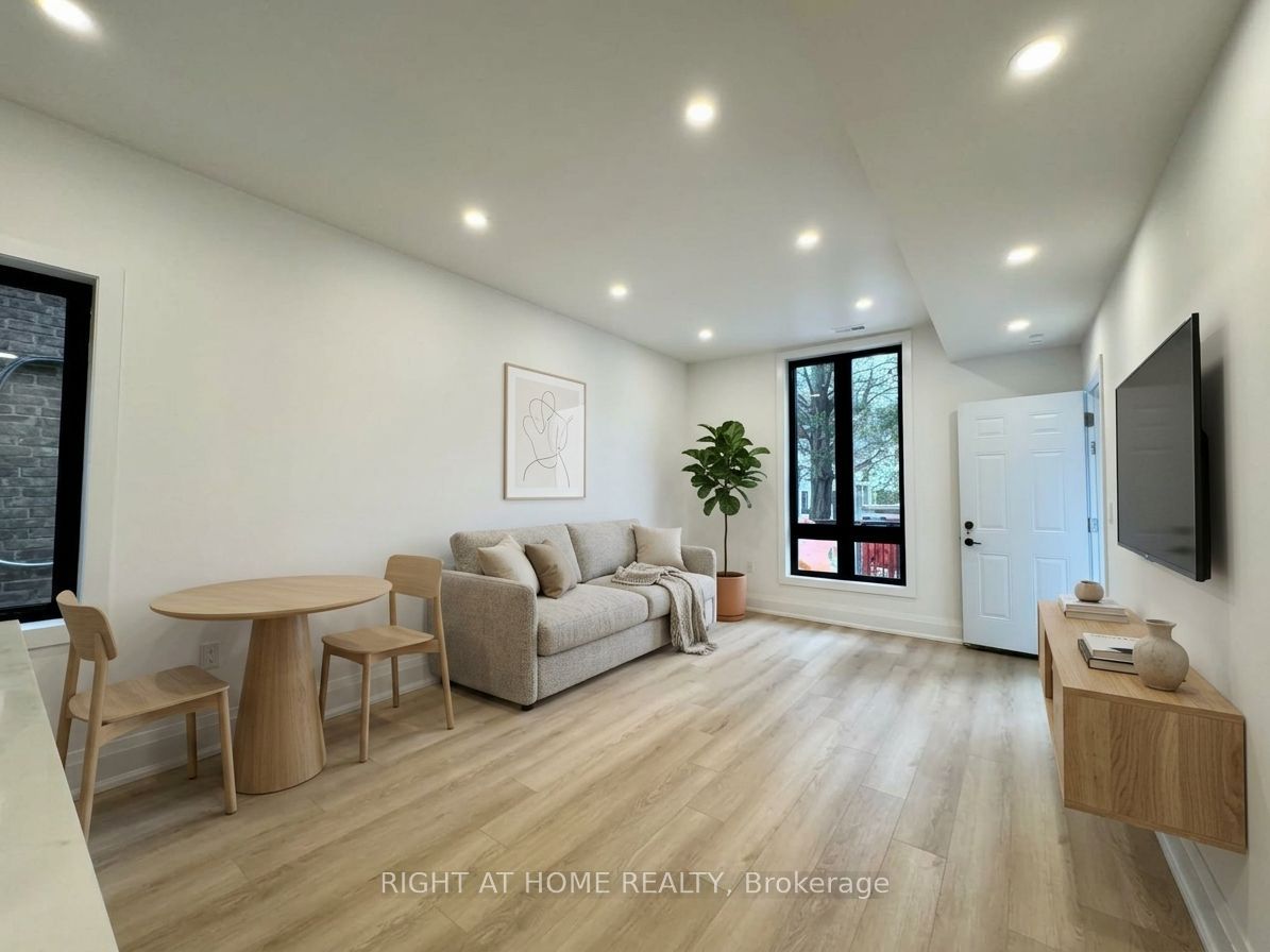 Unit 2 - 151 Gledhill Avenue, Toronto 3