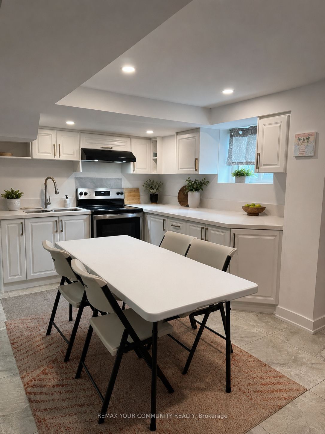 Unit Bsmt - 84 Cindy Nicholas Drive, Scarborough 2