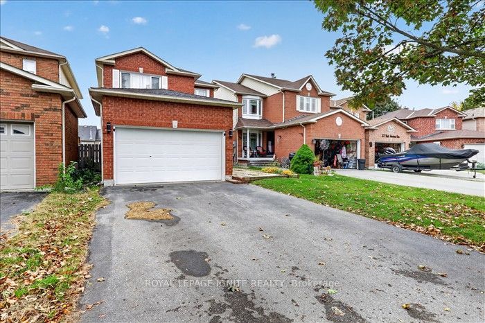 Unit UPPER - 8 Vail Meadows Crescent, Clarington 3