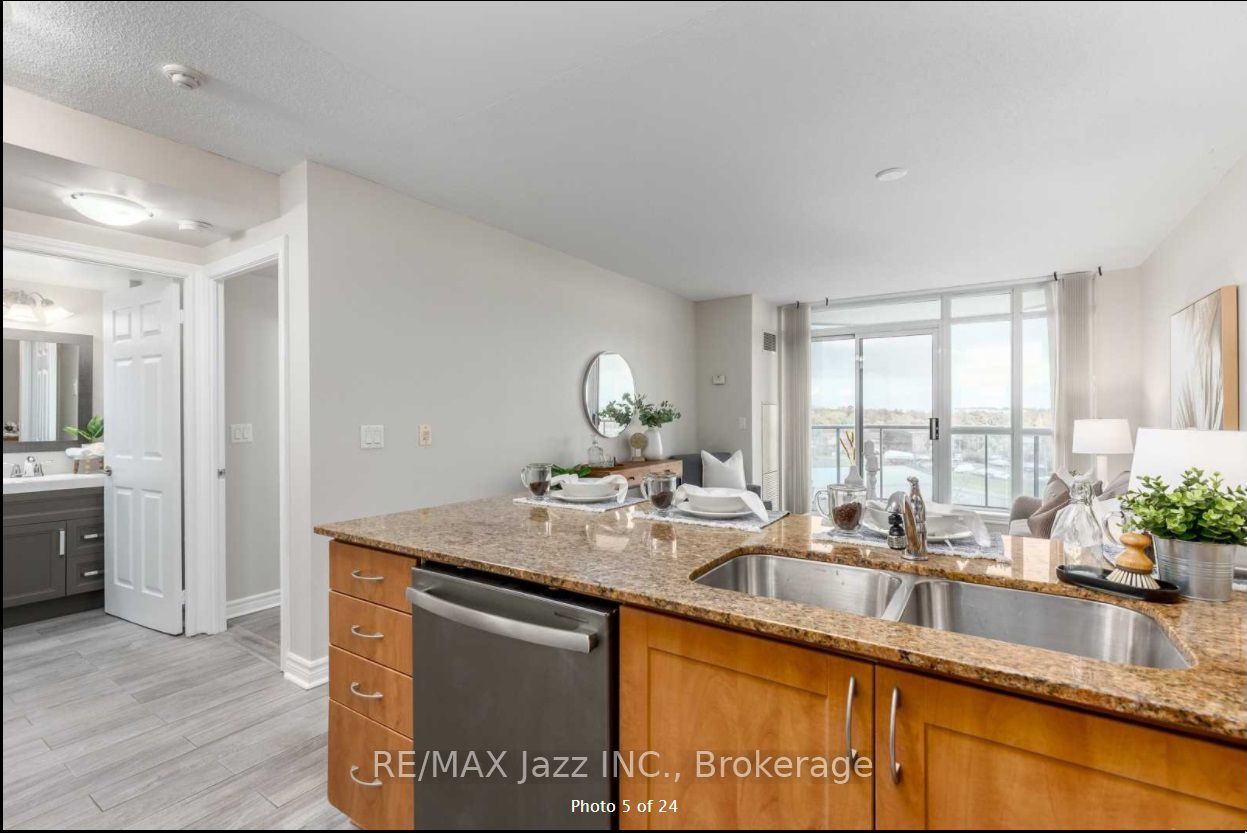 Unit 606 - 340 Watson Street W, Whitby 4