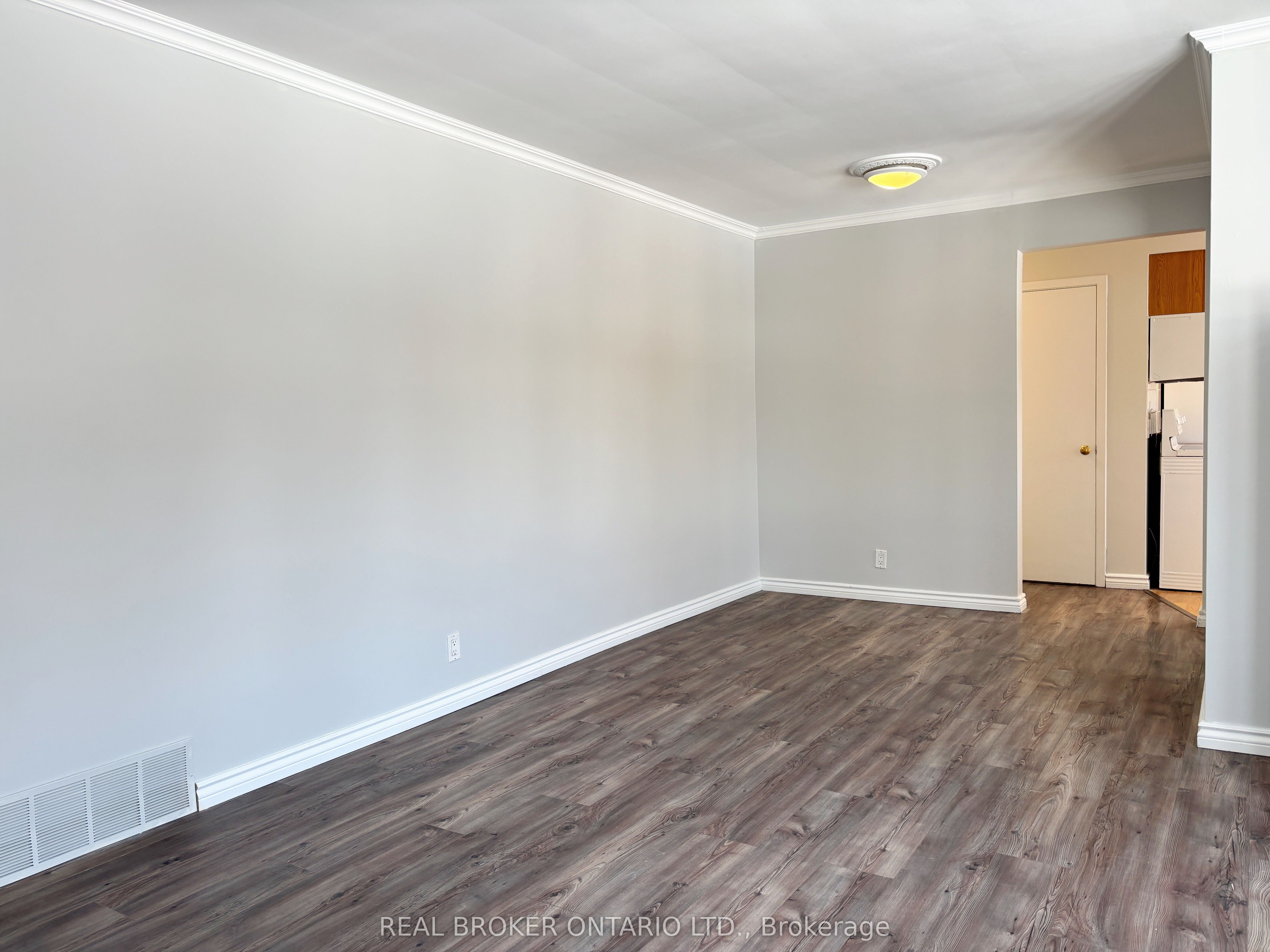 Unit Main Fl - 327 Dover Street, Oshawa 5