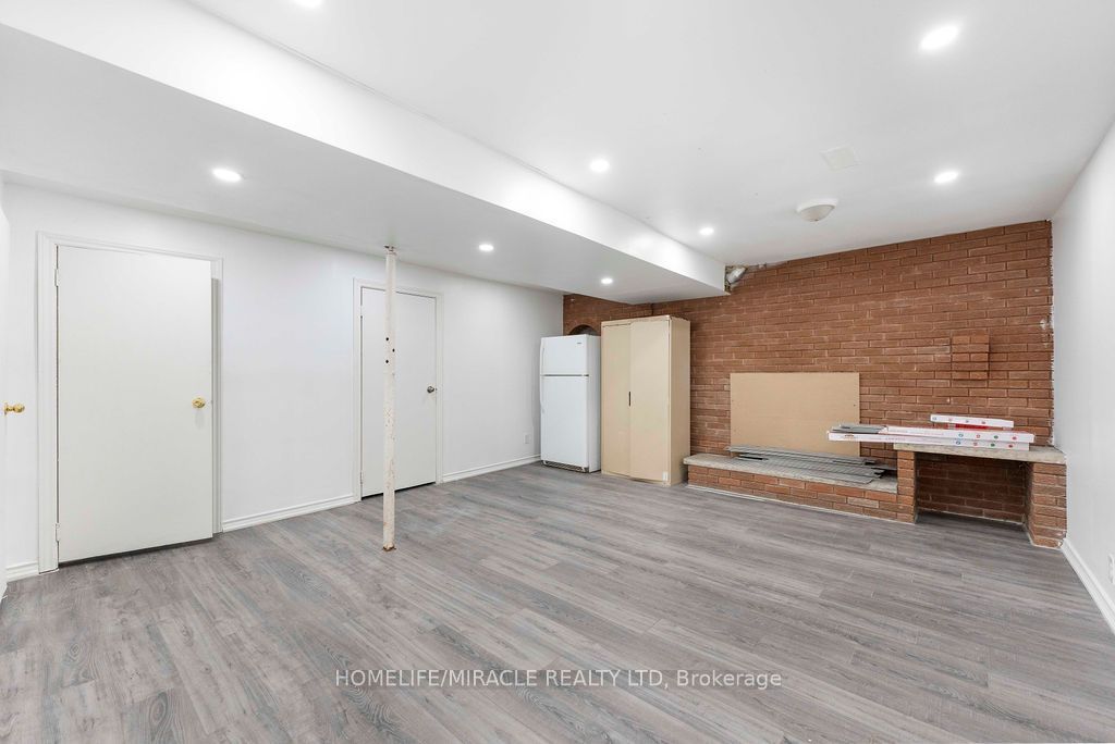 Unit Basement - 2037 Simcoe Street N, Oshawa 3