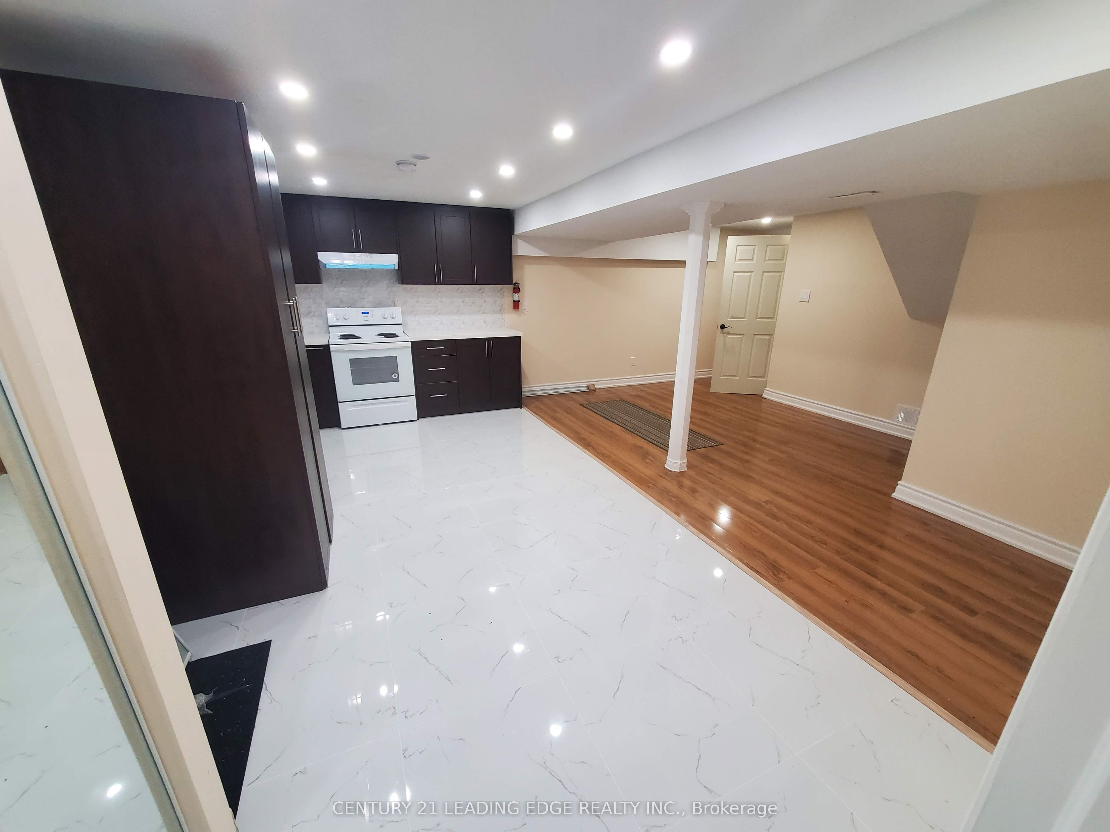 Unit Lower - 504 Lightfoot Place, Pickering 3