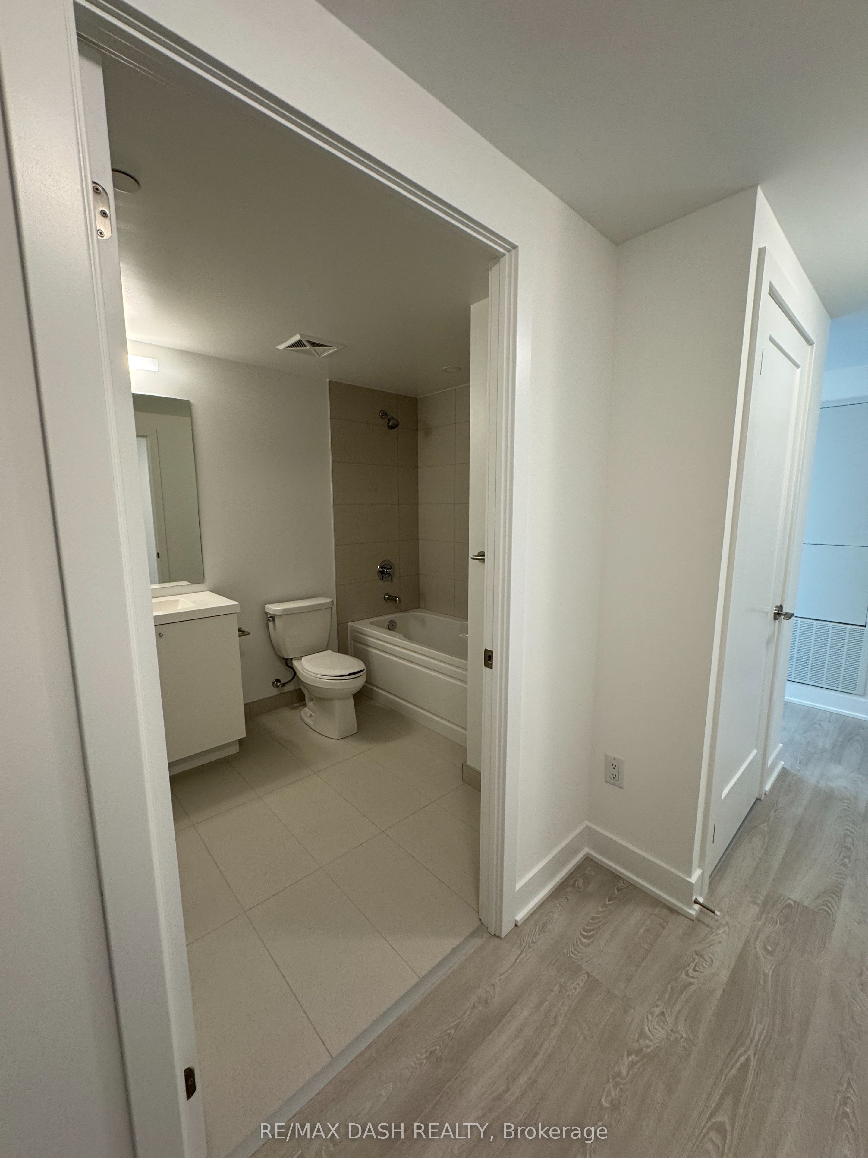 Unit 1838 - 2545 Simcoe Street N, Oshawa 4