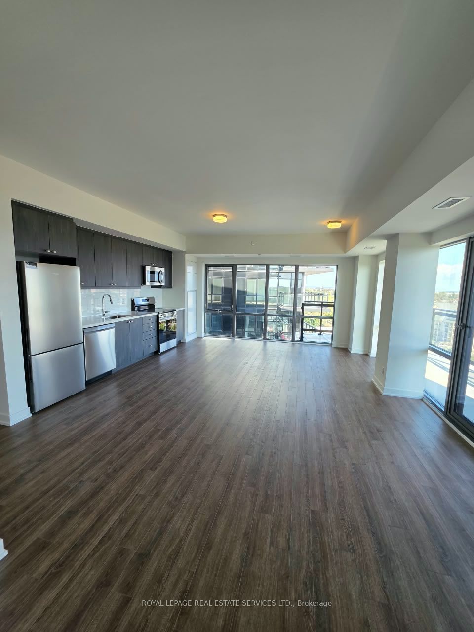 Unit 1024 - 51 Clarington Boulevard, Clarington 5
