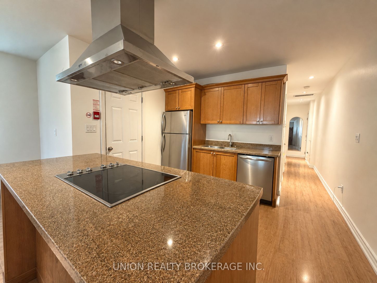 Unit 9 - 85 Beech Avenue, Toronto 3