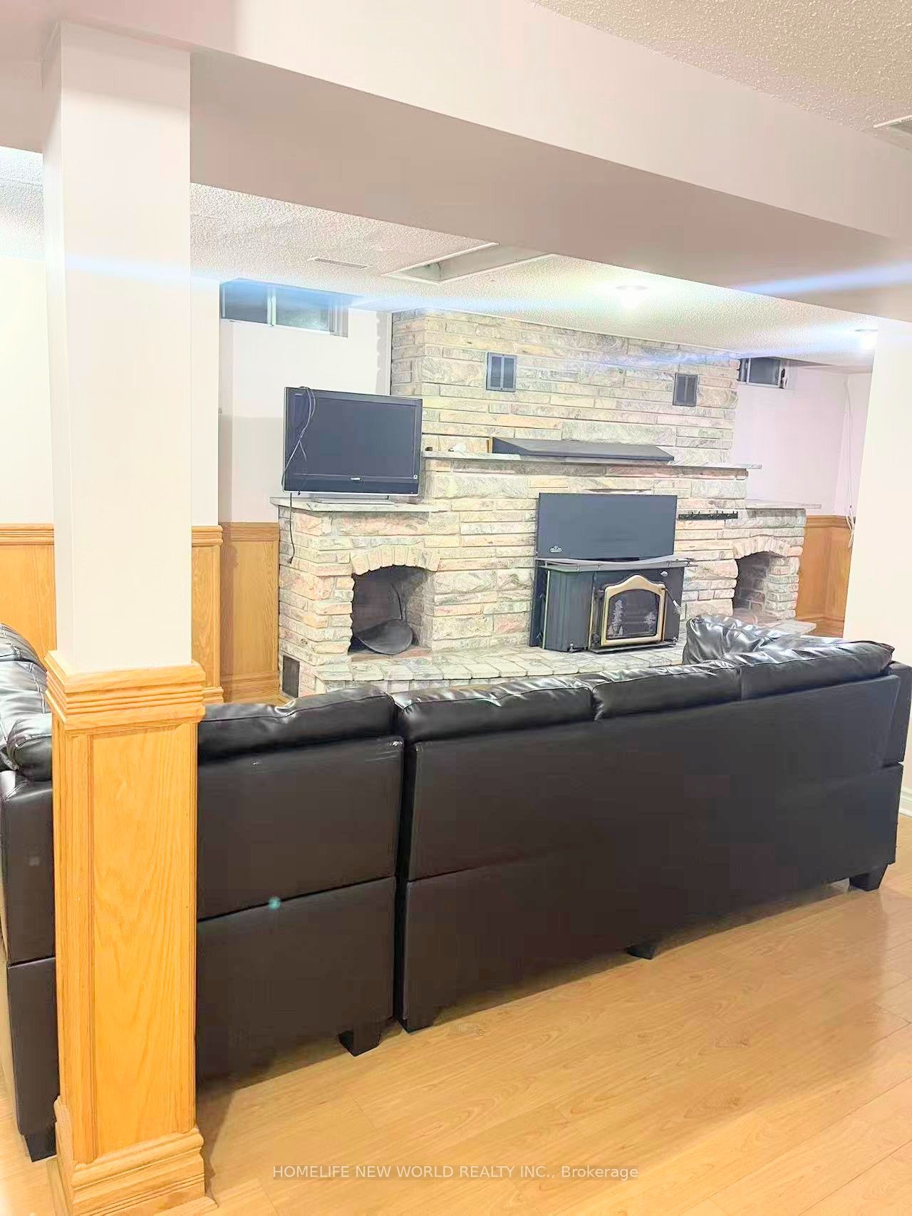 Unit Basement - 308 Goldhawk Trail, Scarborough 5