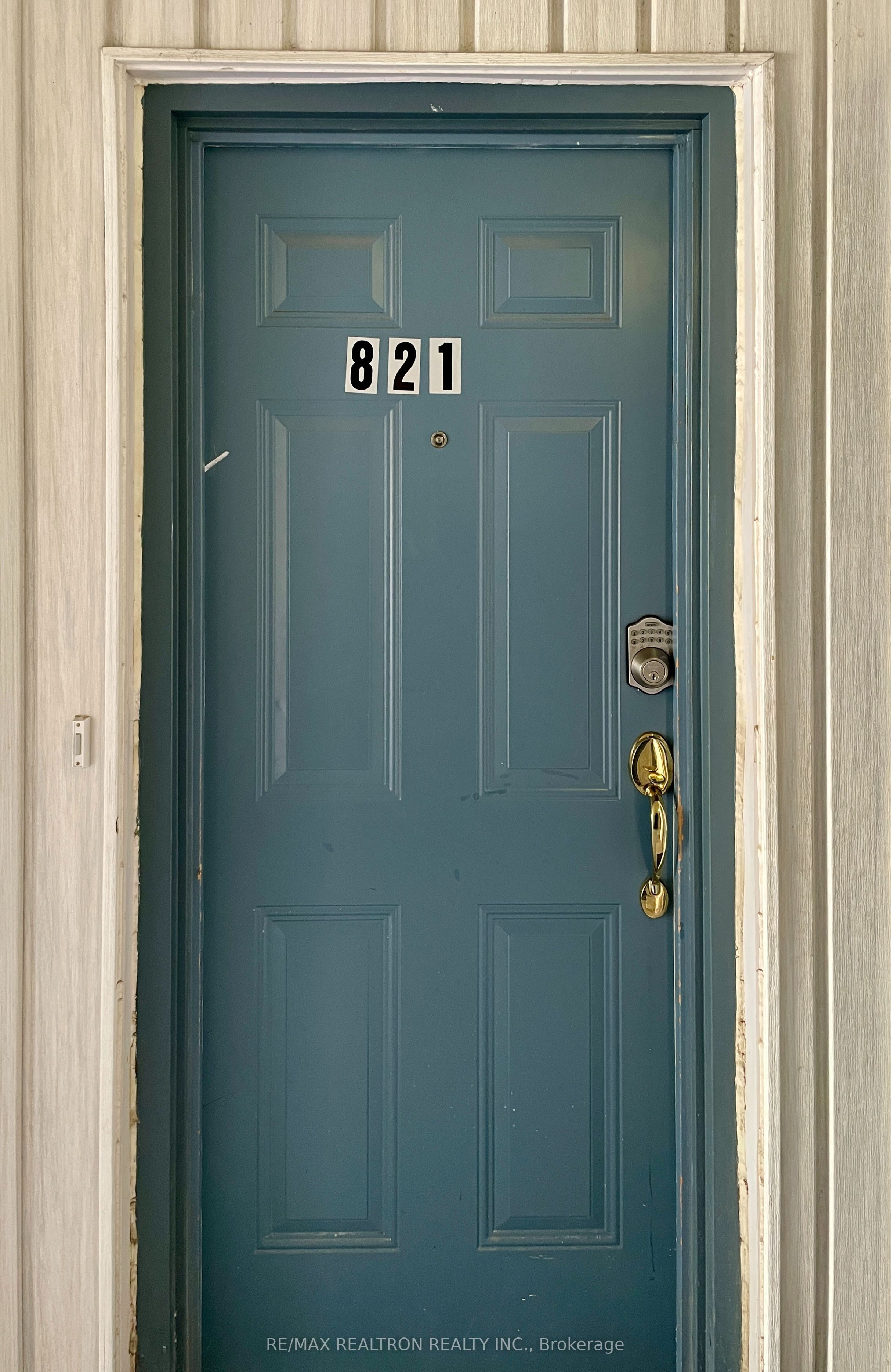 Unit 821 - 75 Weldrick Road, Richmond Hill 3