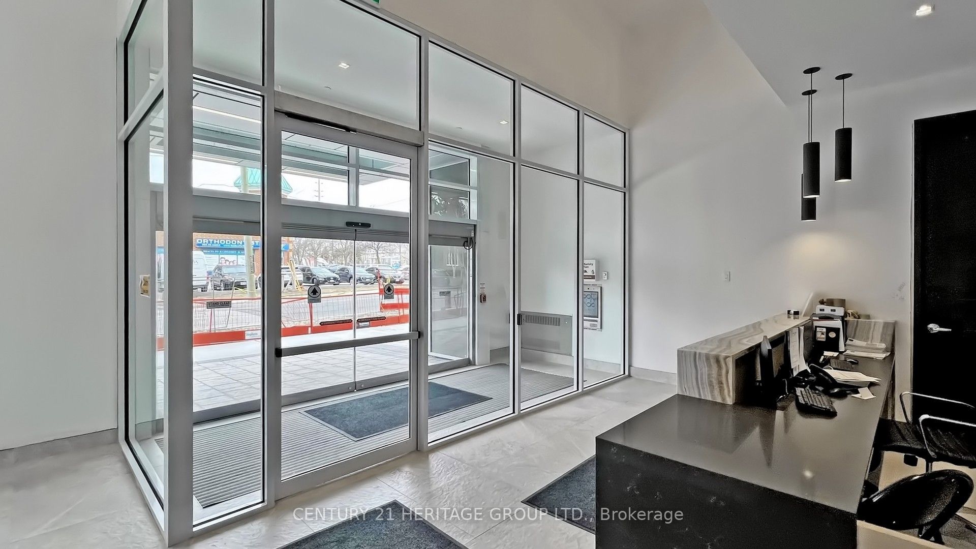 Unit 103 (L/W) - 8888 Yonge Street, Richmond Hill 5