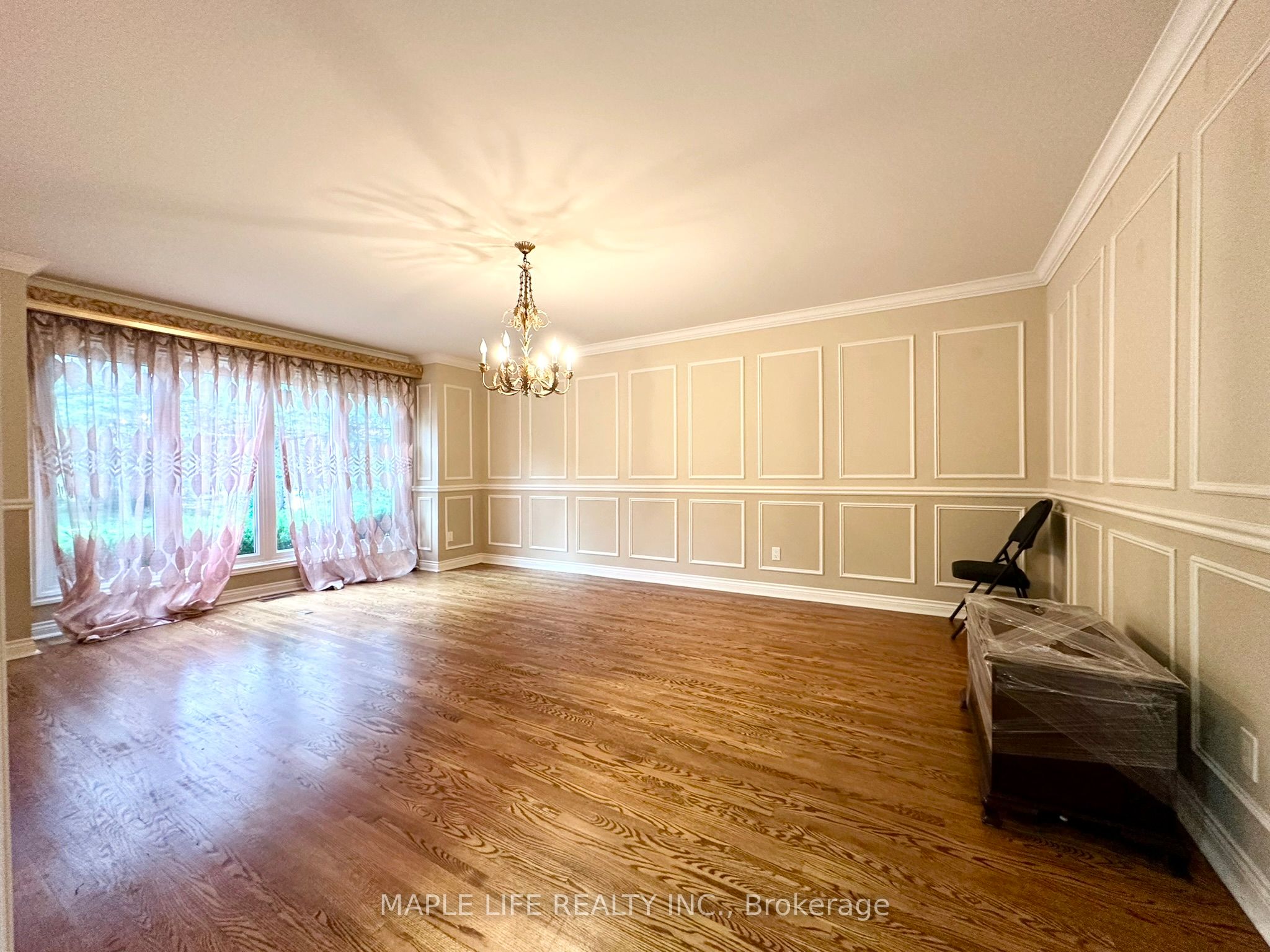 52 Prince Edward Boulevard, Markham 4