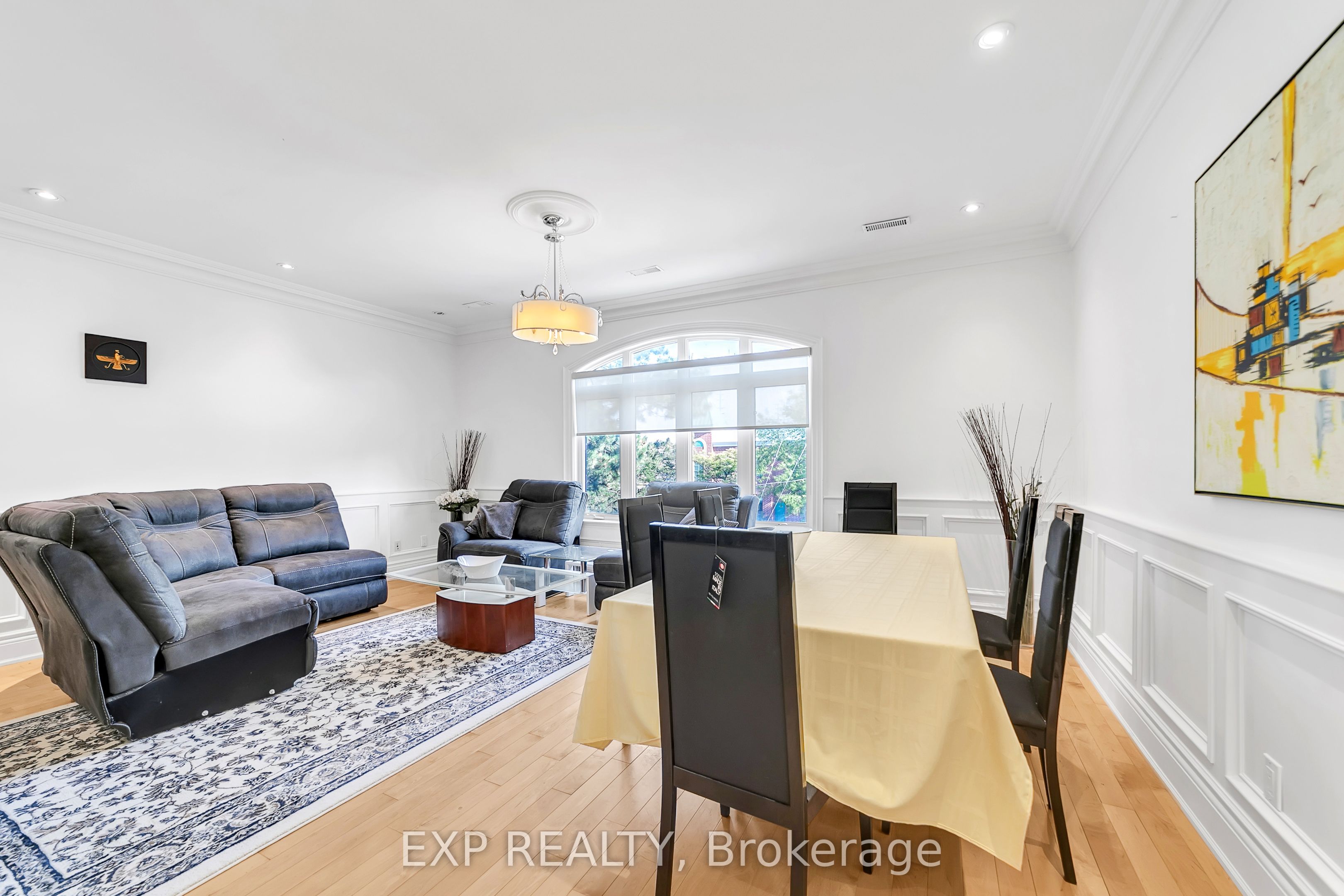 Unit 2nd Floor - 2 Mackay Drive, Richmond Hill 5