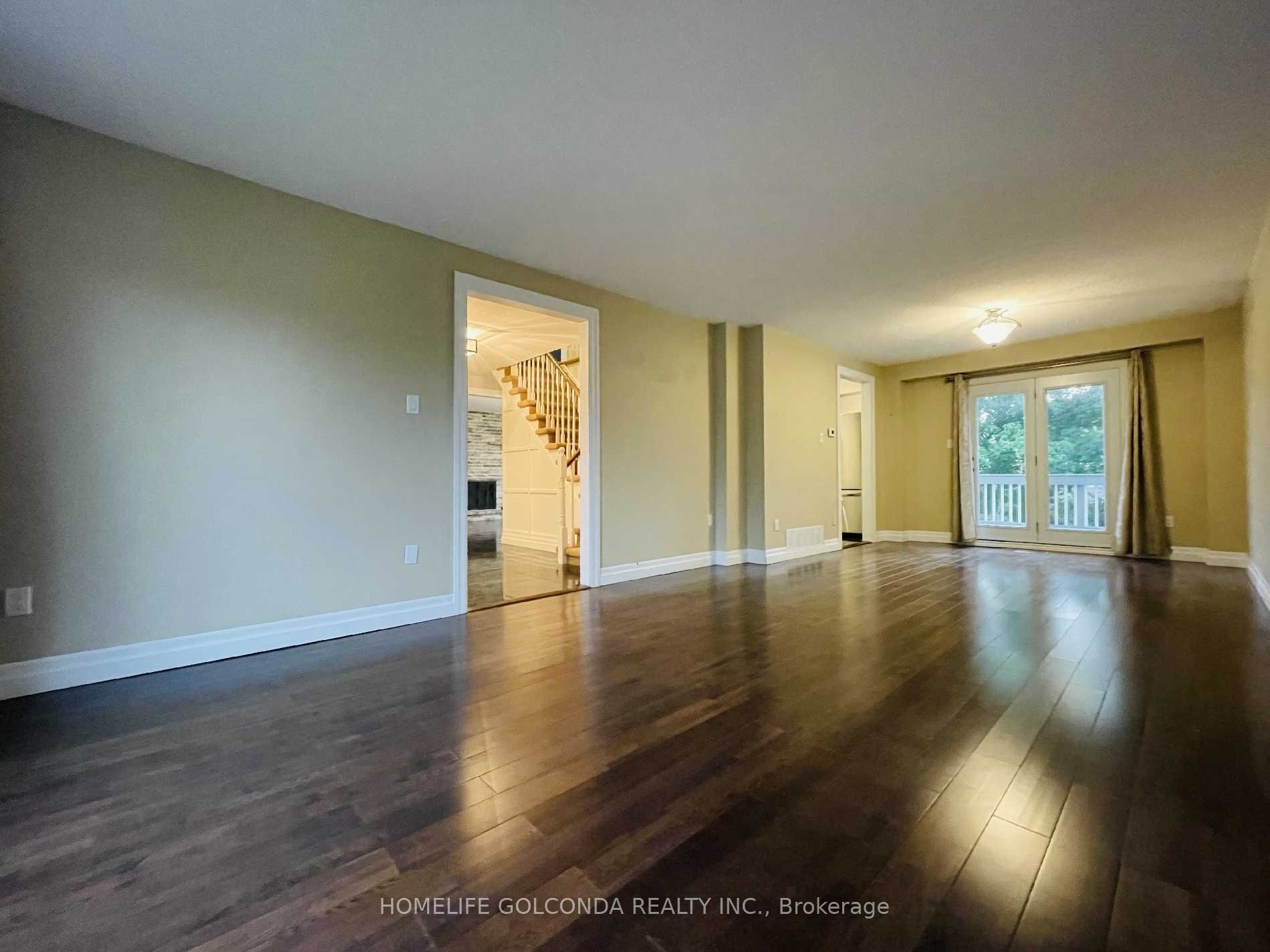 Unit Upper level - 909 Ferndale Crescent, Newmarket 4