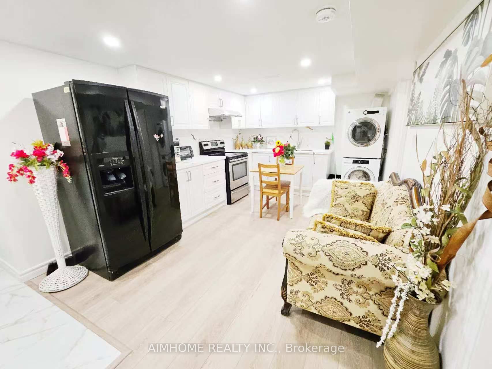 Unit Basement Apartment - 28 Castle Harbour Lane W, Markham 5