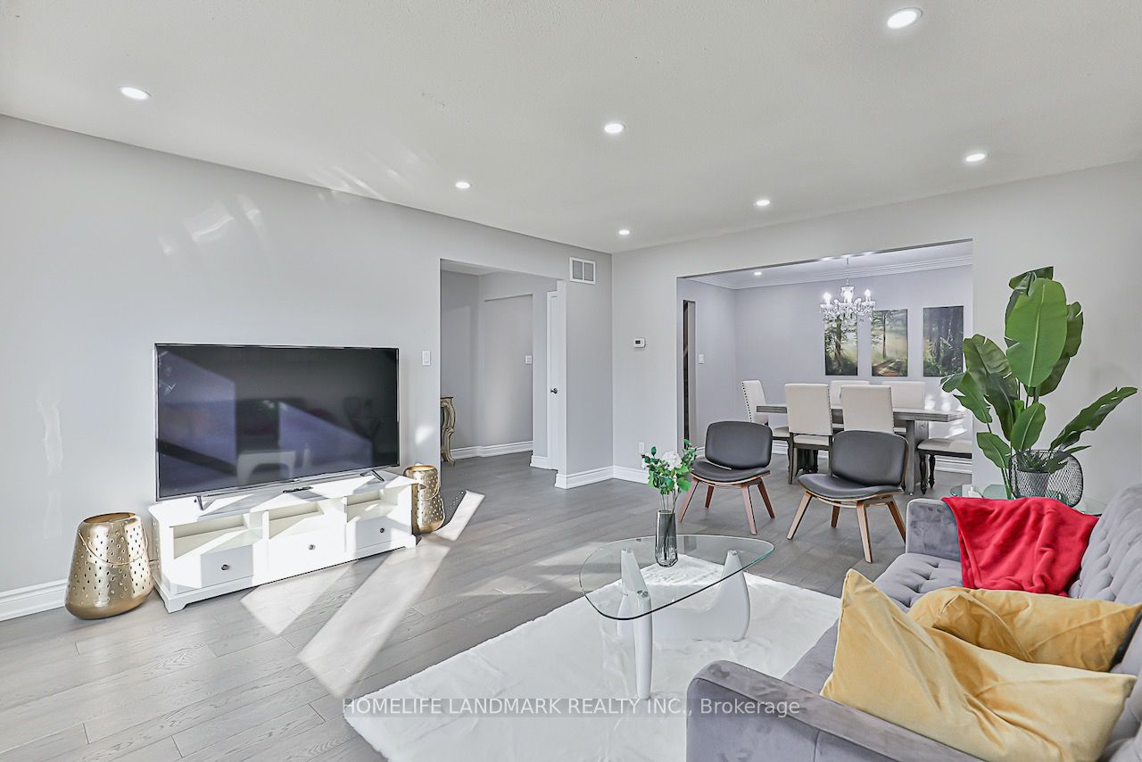 77 Briarwood Road, Markham 5