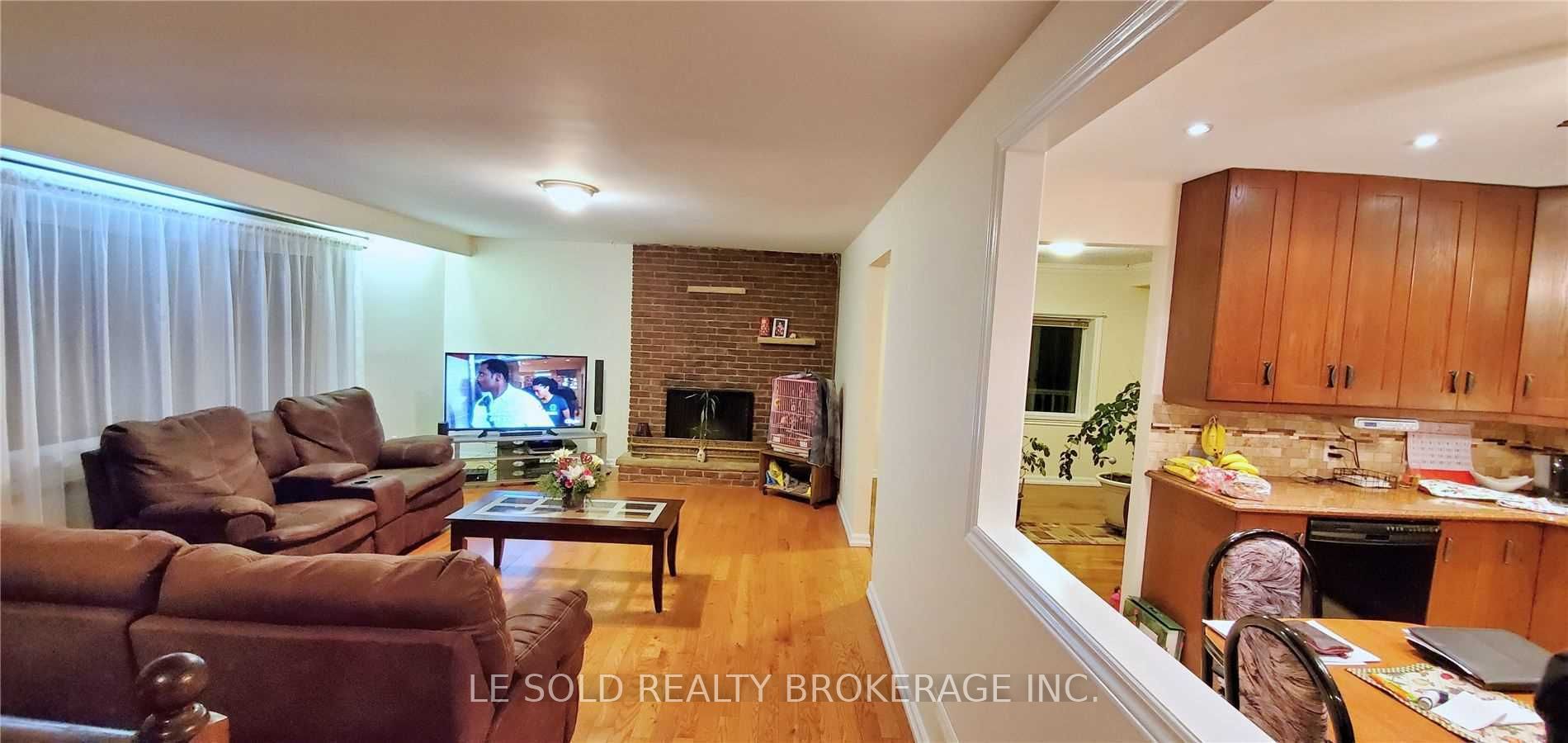 50 Dickson Hill Road, Markham 5