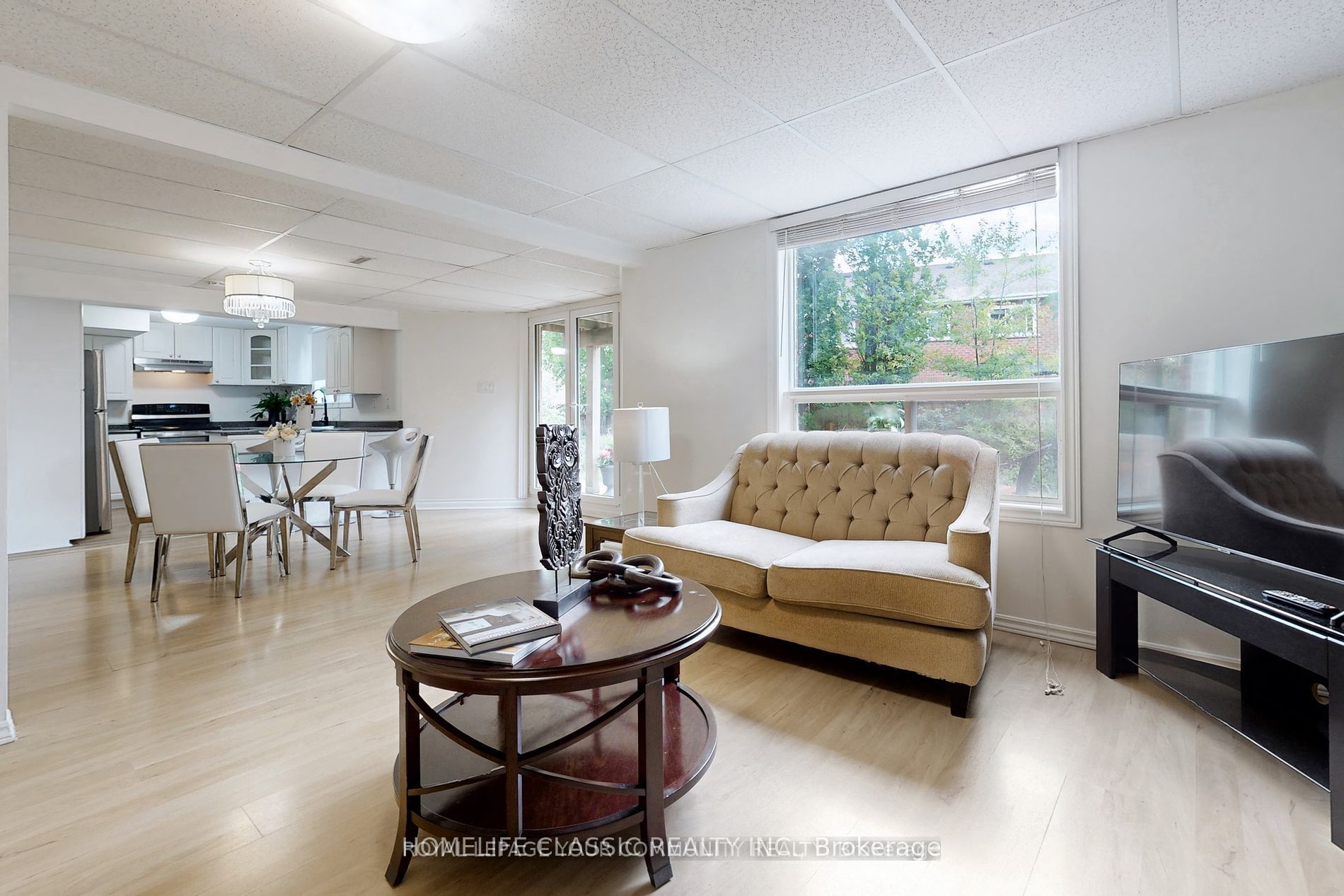 Unit Lower Level - 267 Savage Road, Newmarket 4