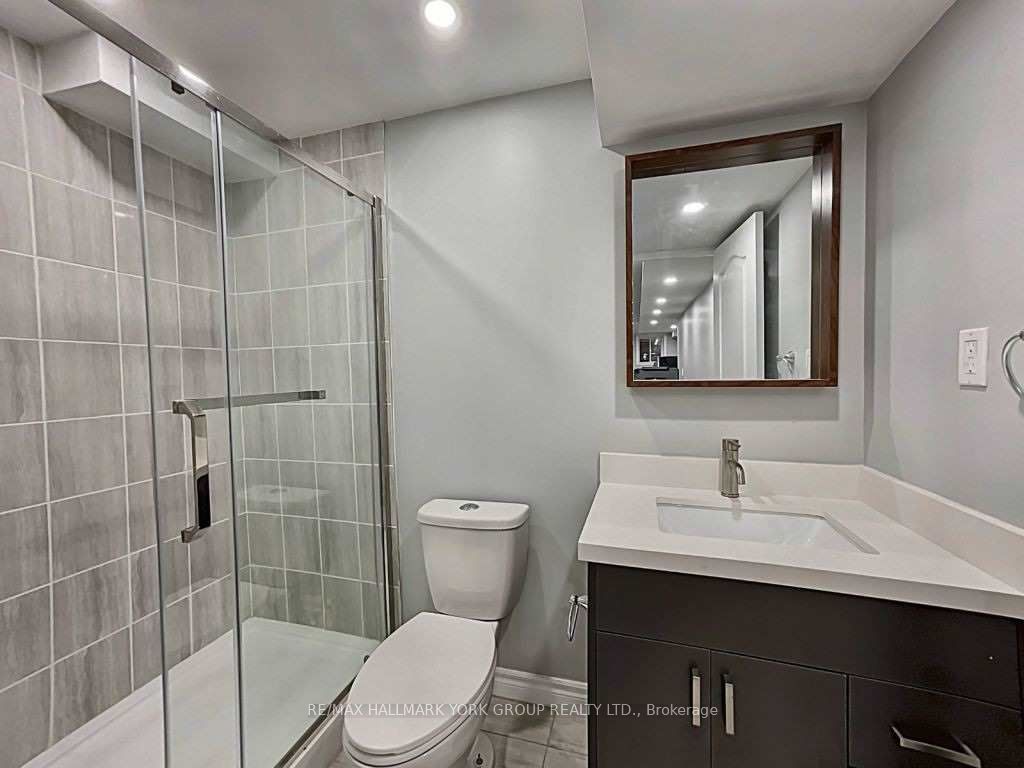 Unit Lower - 130 Orr Drive, Bradford West Gwillimbury 4