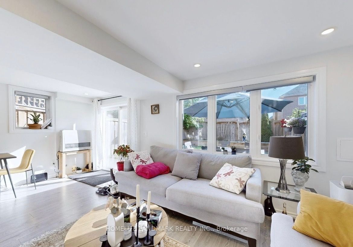 Unit Basement - 18 Barli Crescent, Vaughan 3