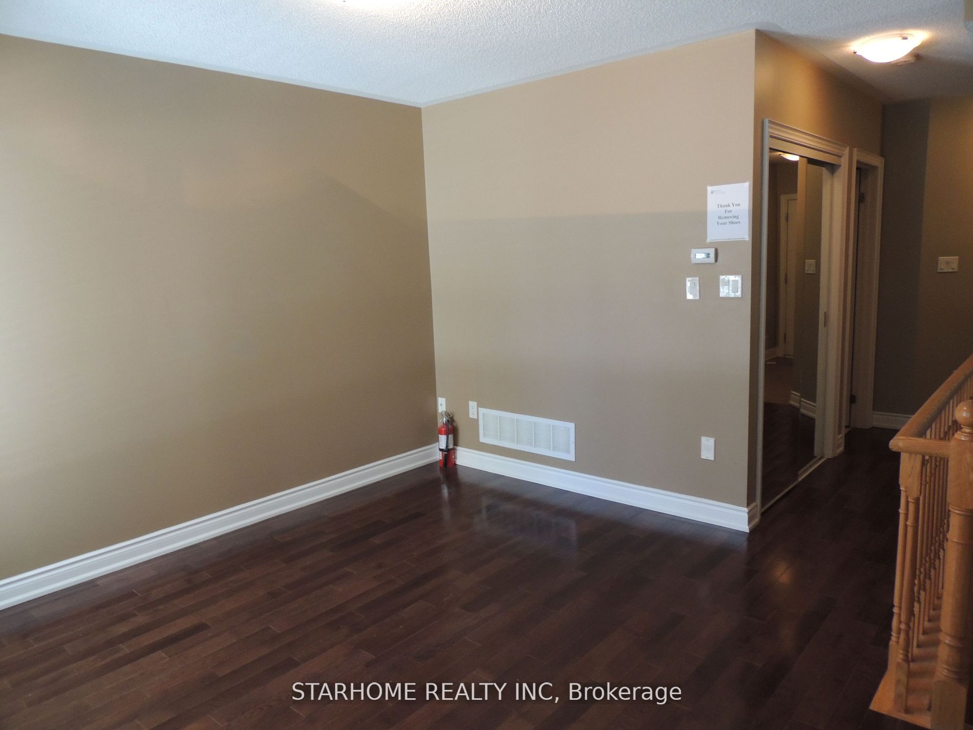 8 Times Avenue, Markham 2