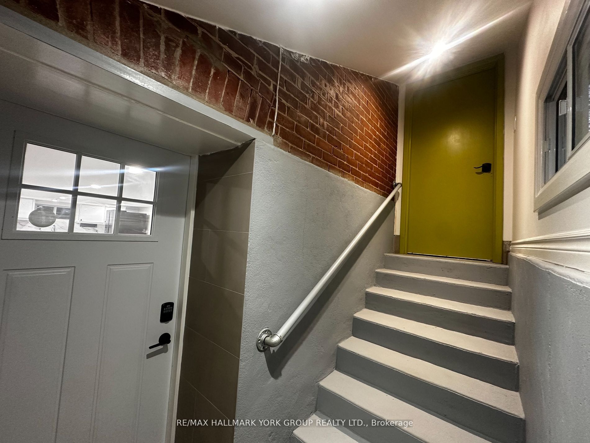 Unit Lower - 420 Osborne Street, Brock 5