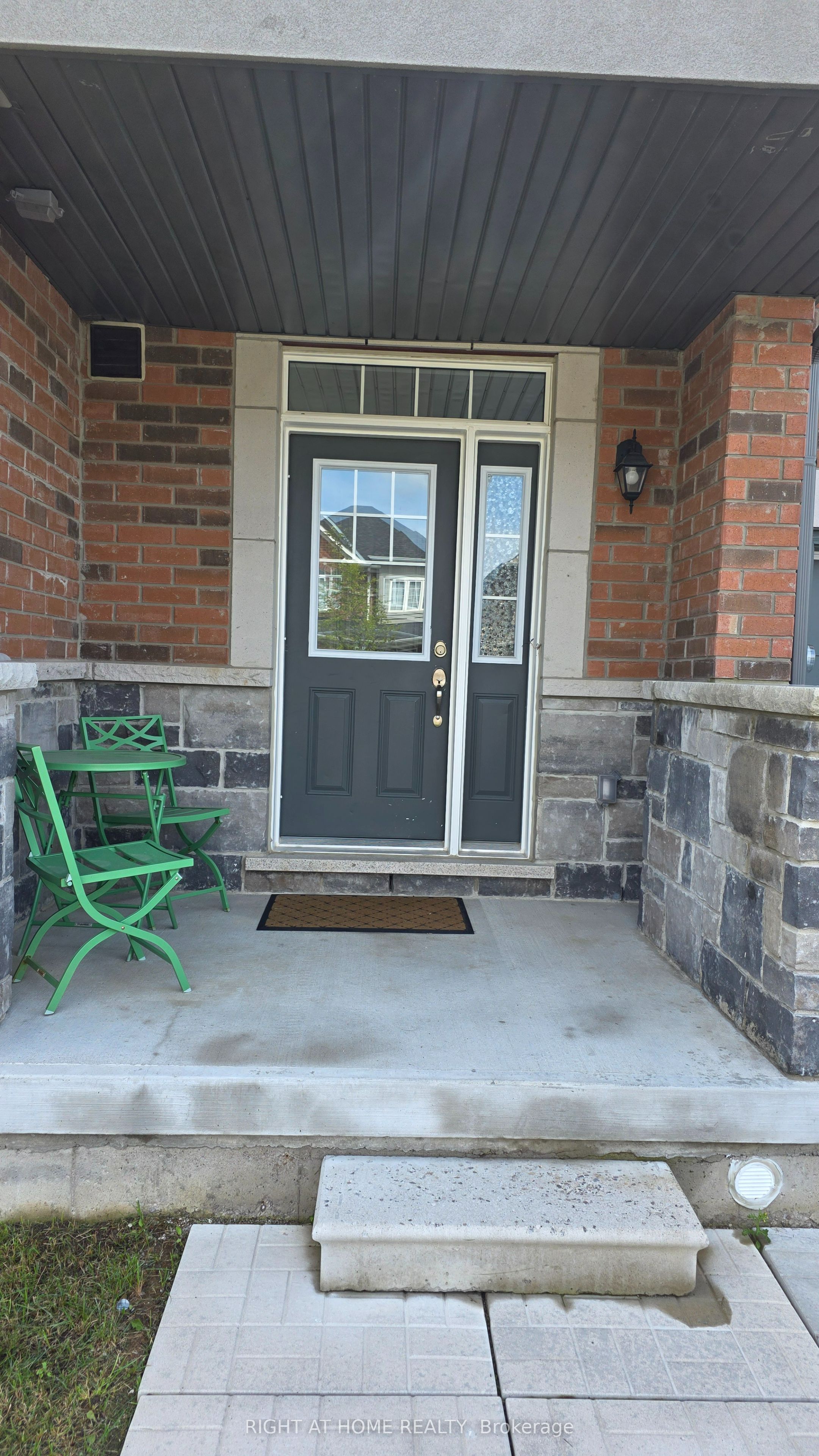 2257 Grainger Loop, Innisfil 2