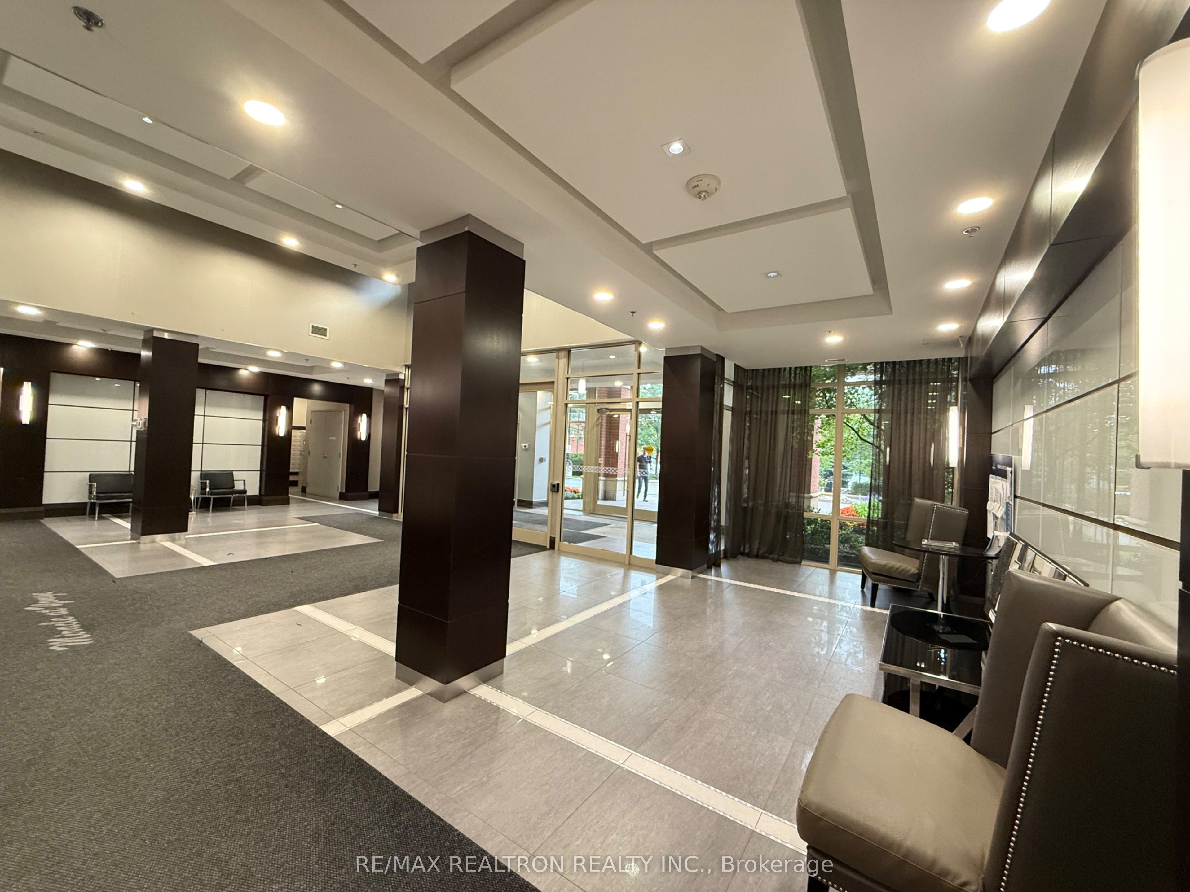 Unit 201 - 73 King William Crescent, Richmond Hill 5