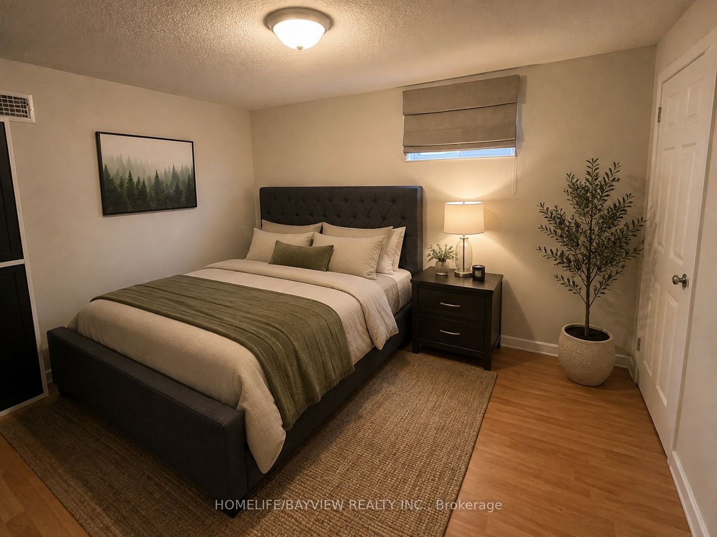 Unit Lower Level - 338 Lorne Avenue, Newmarket 3