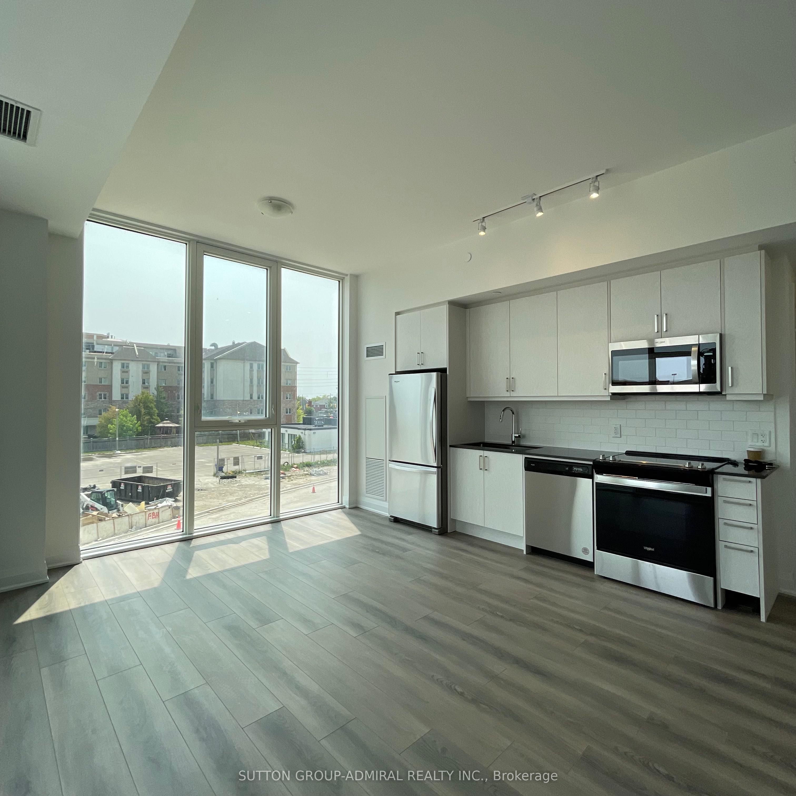 Unit 201 - 10 Gatineau Drive, Vaughan 3