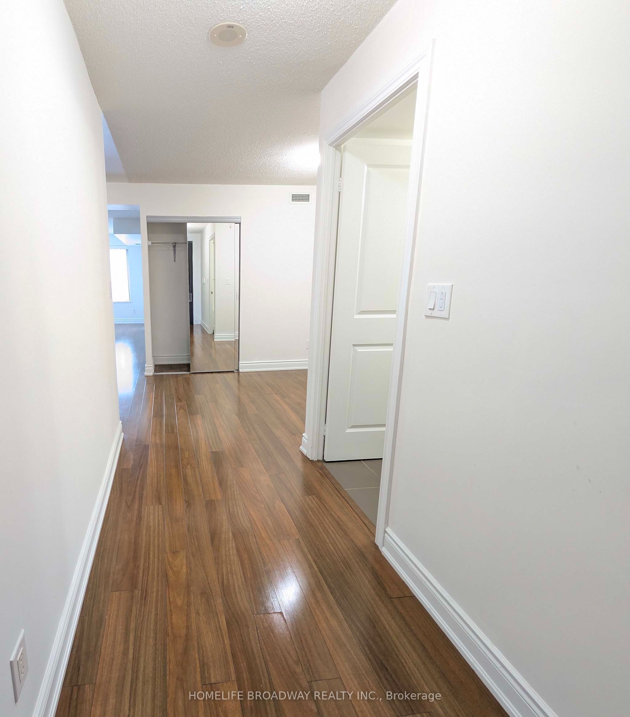 Unit 201 - 273 South Park Road, Markham 3