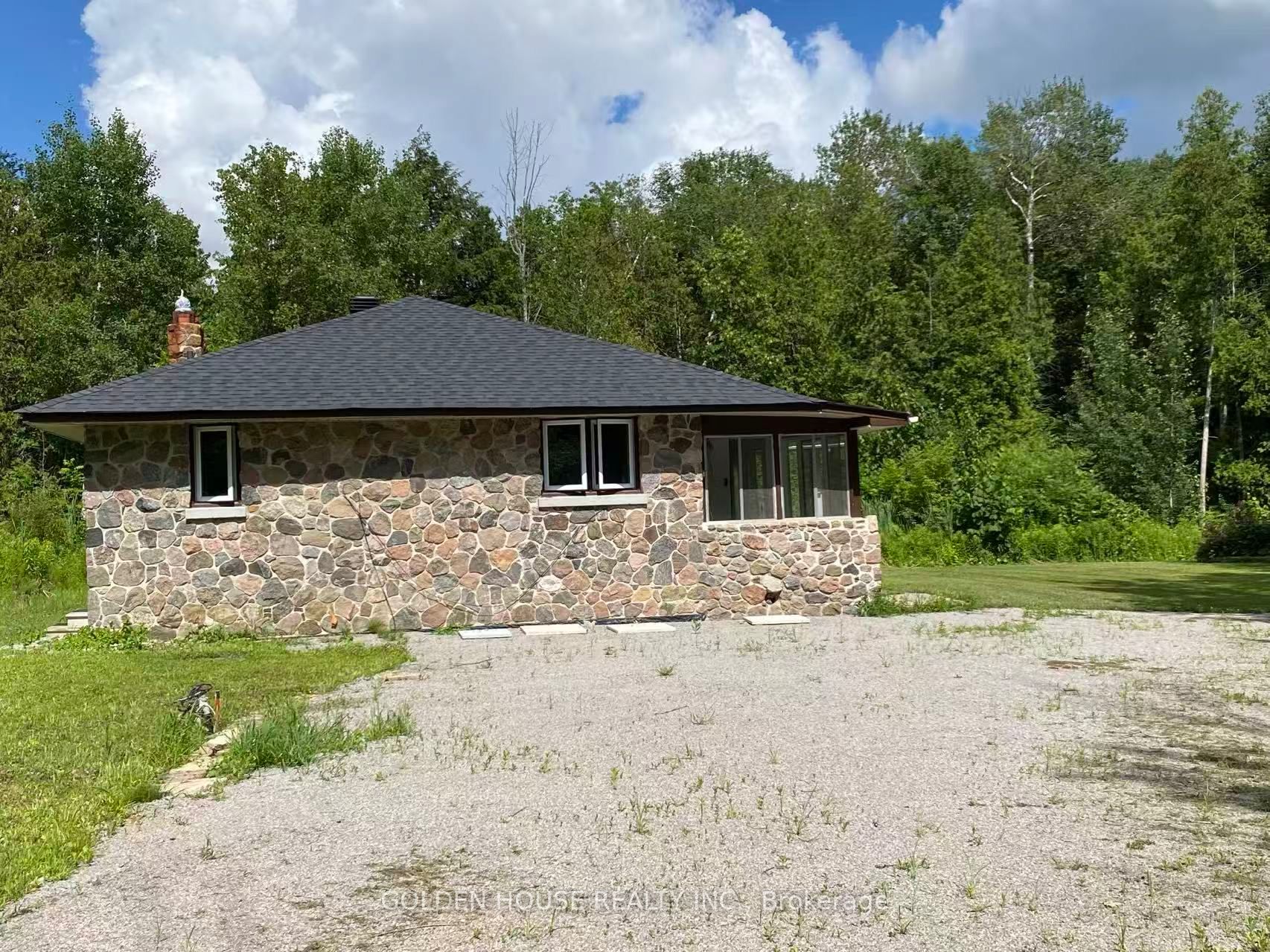 4276 Bethesda Road, Whitchurch-Stouffville 2