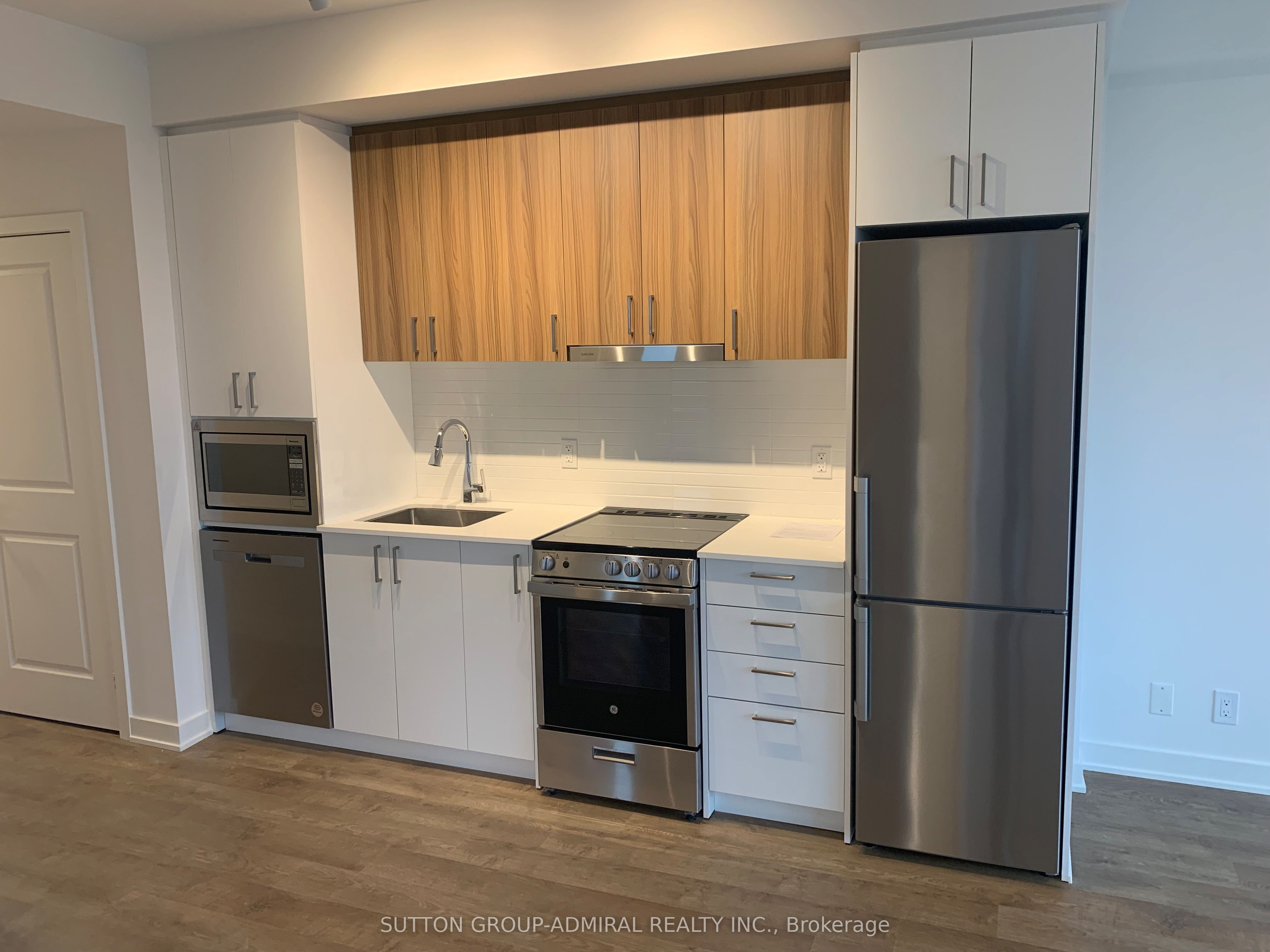 Unit 332 - 50 Upper Mall Way, Vaughan 5