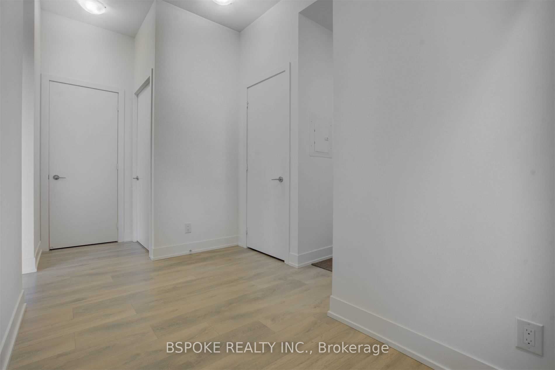 Unit Lph01 - 9471 Yonge Street, Richmond Hill 4