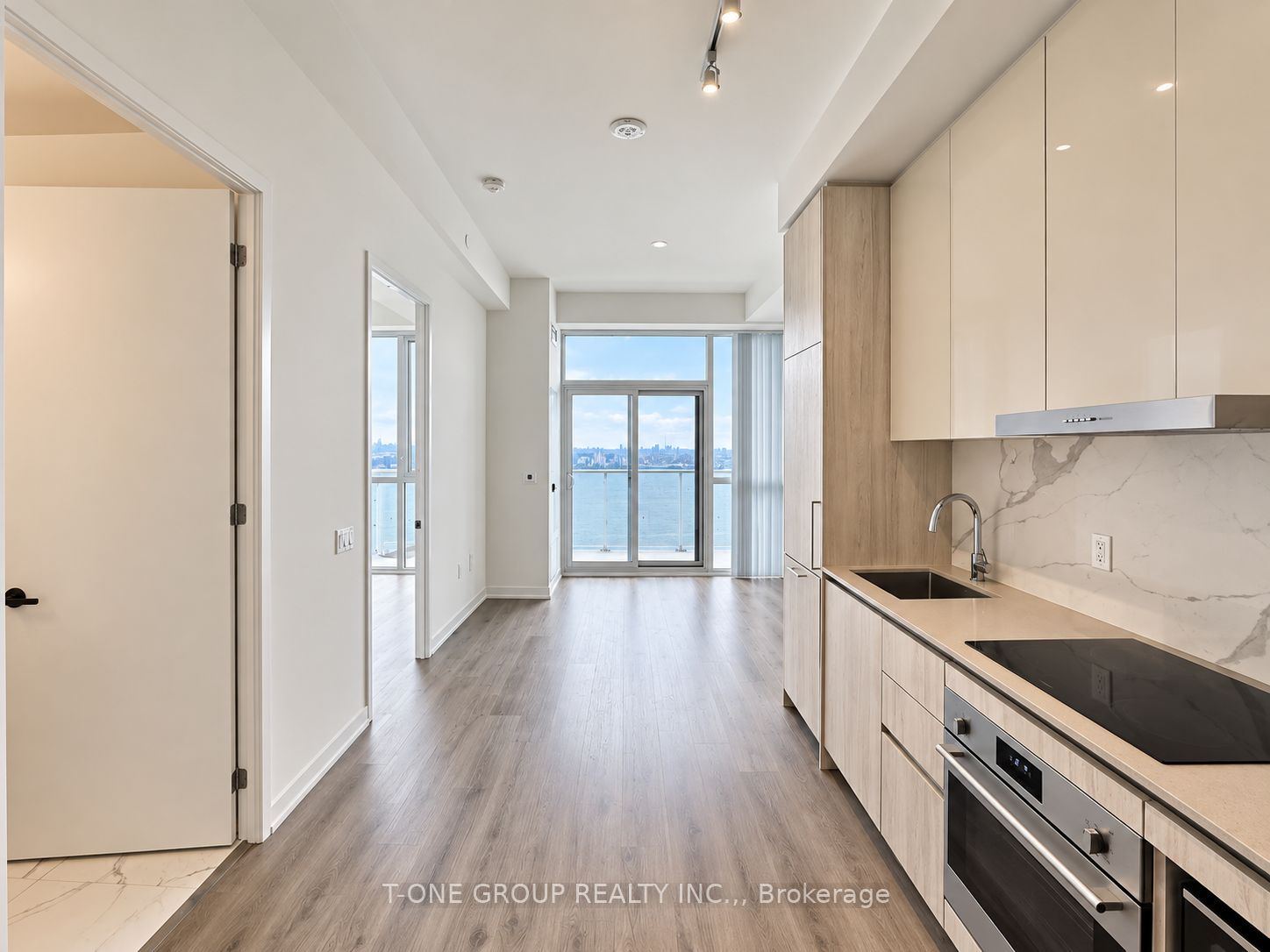 Unit 5803 - 225 Commerce Street, Vaughan 4