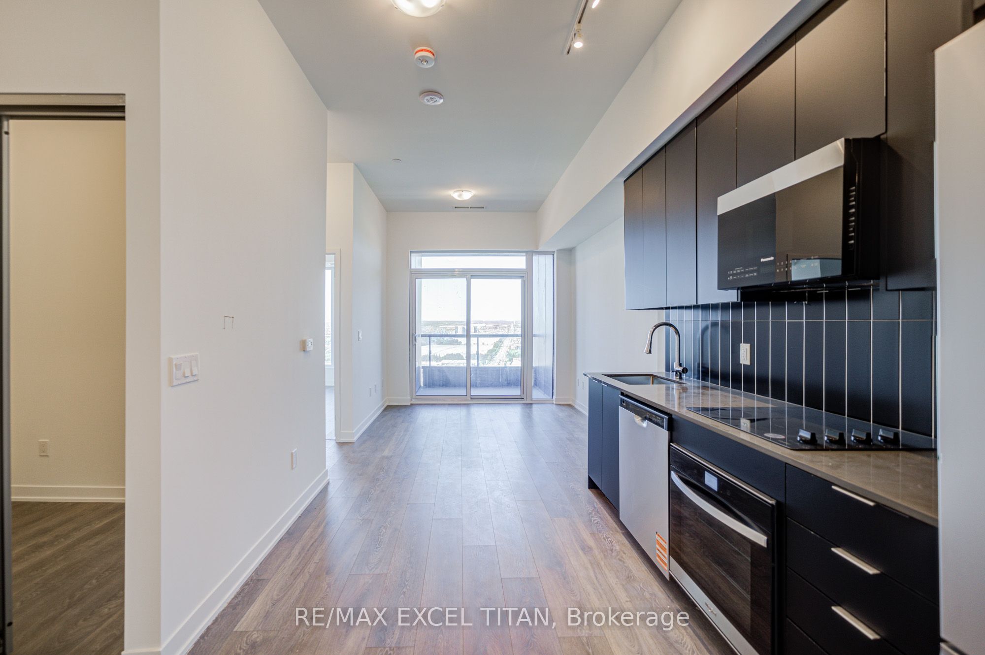 Unit 3003 - 498 Caldari Road N, Vaughan 5