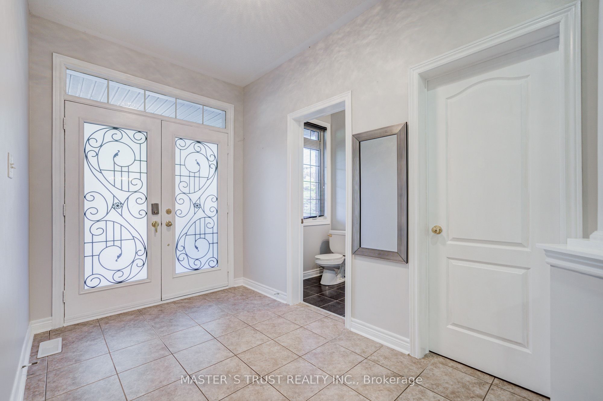 213 River Ridge Boulevard, Aurora 3