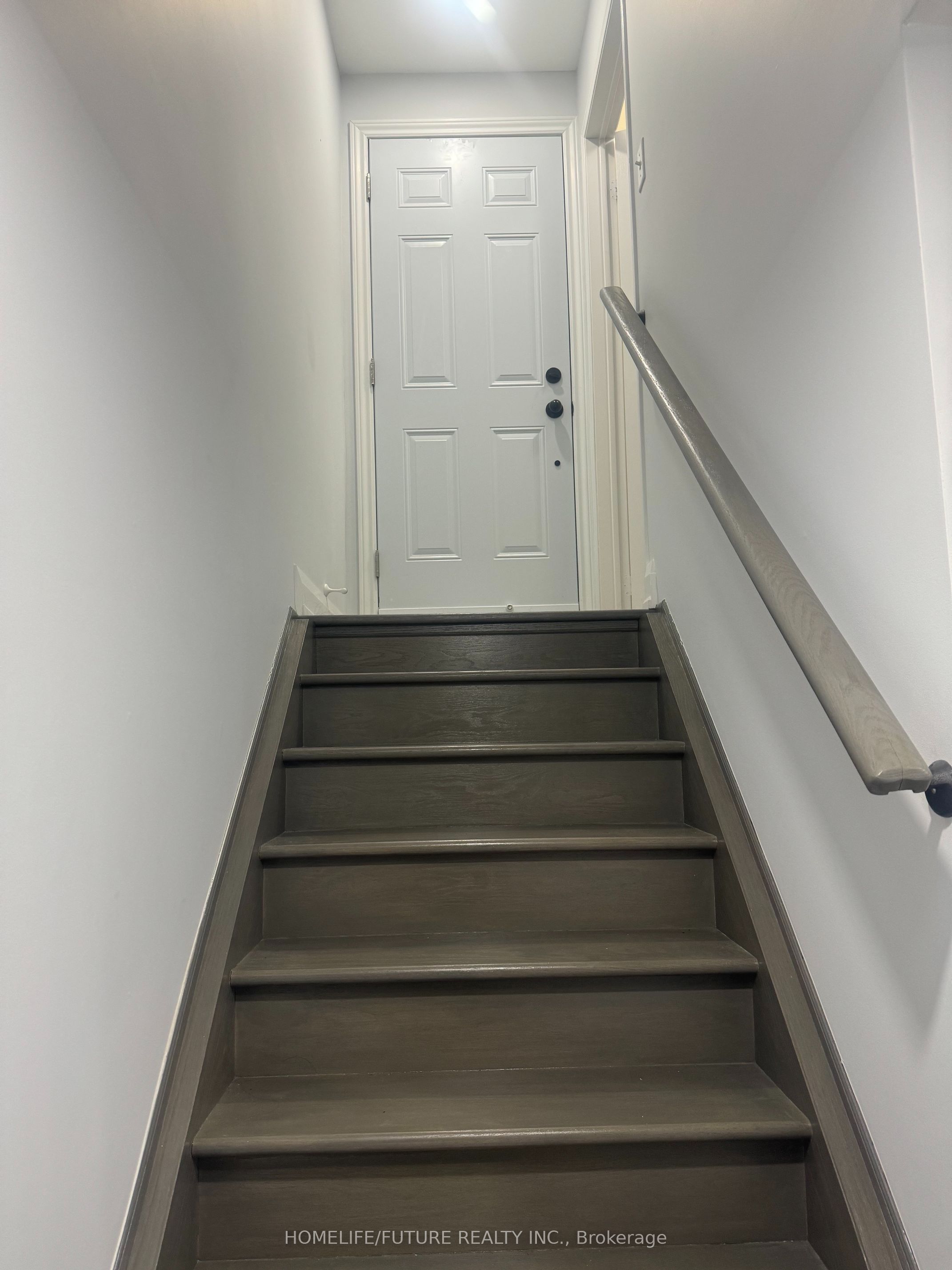 Unit Bsmt - 114 Richard Coulson Crescent, Whitchurch-Stouffville 2