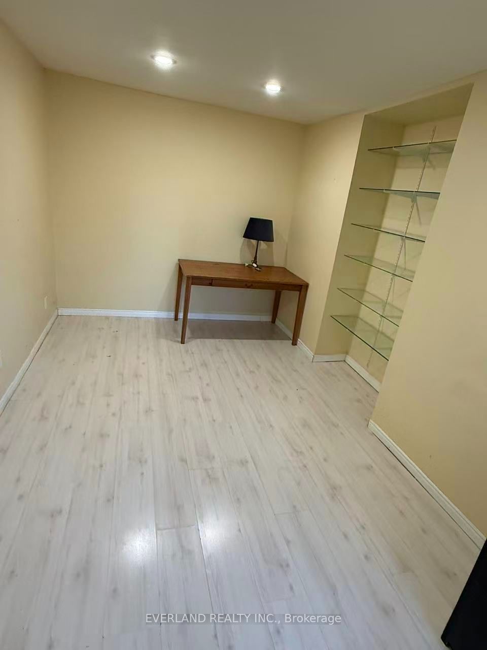 Unit Basement - 156 Bristol Road, Newmarket 5