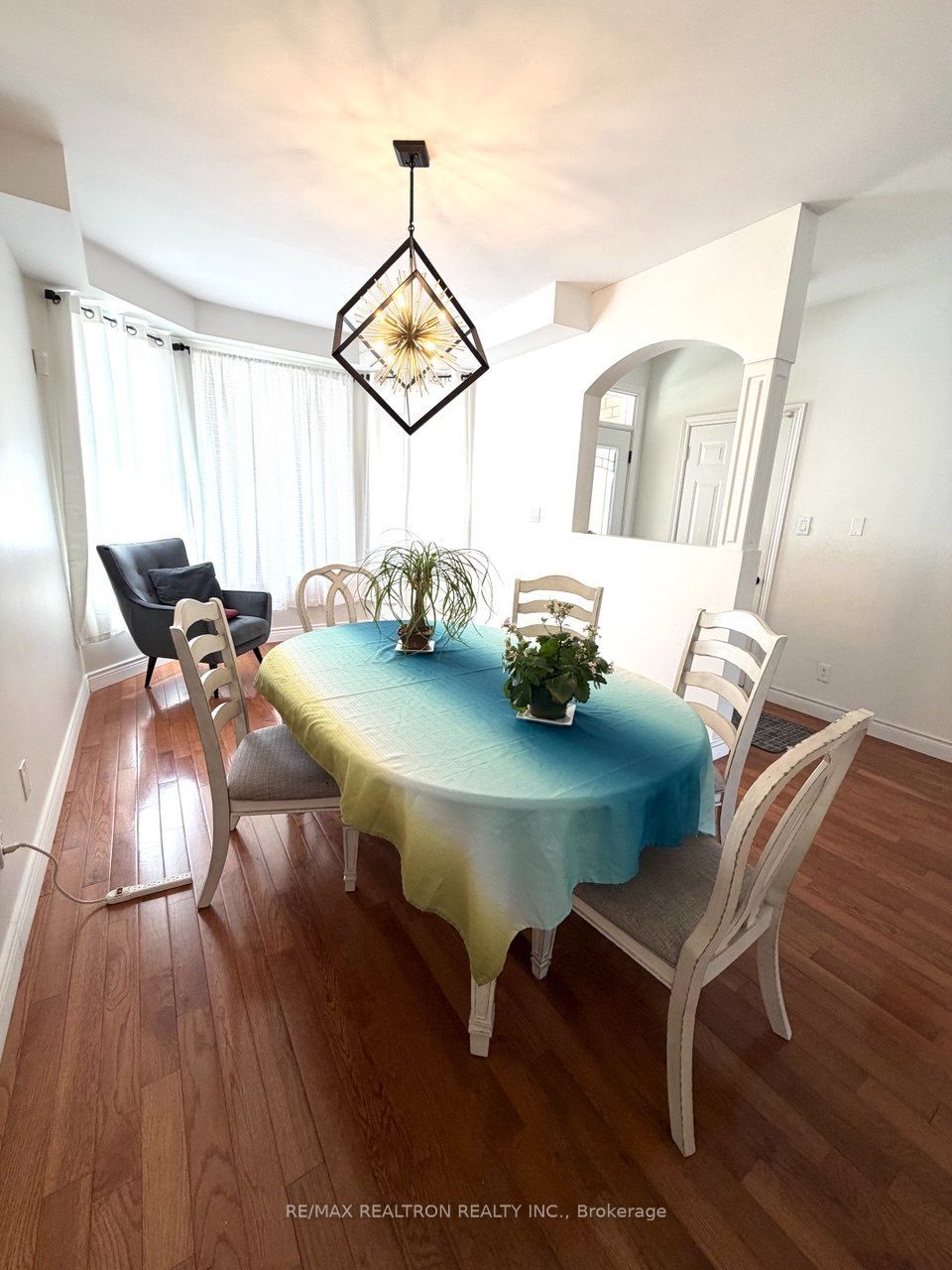 97 Grand Oak Drive, Richmond Hill 2